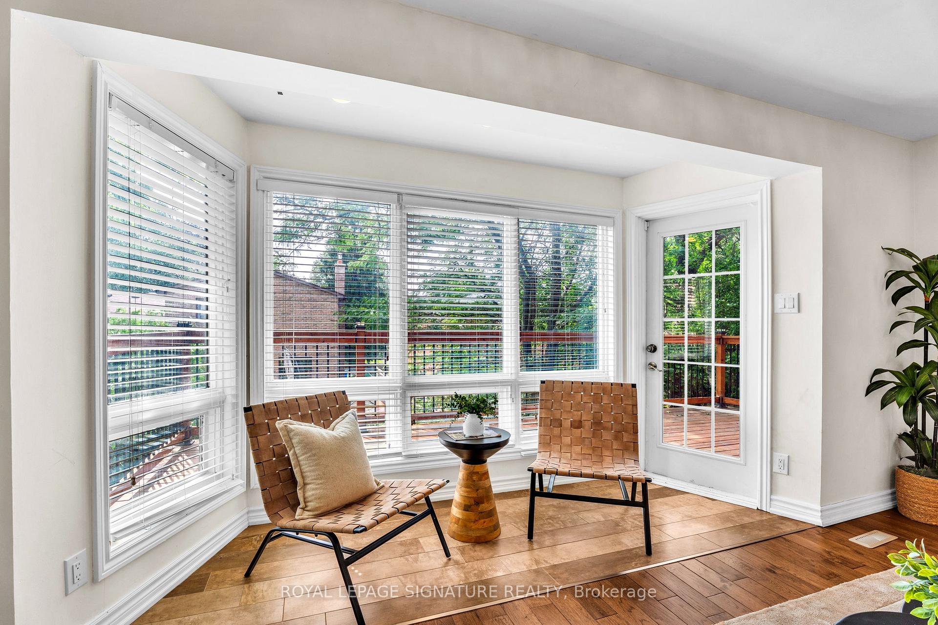 Photo 14 of 89 Batson Drive, Aurora, Aurora Village — HOMEH