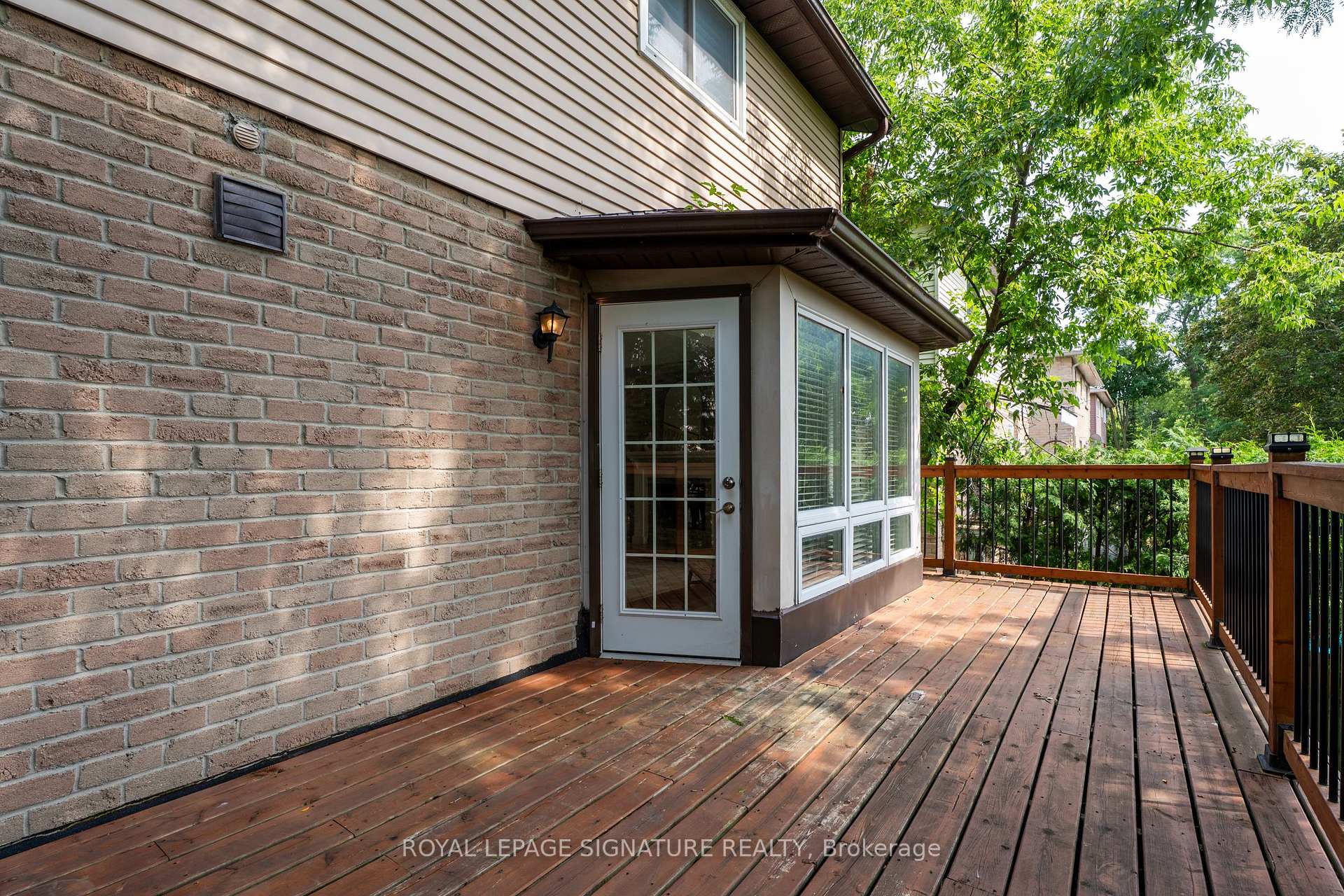 Photo 21 of 89 Batson Drive, Aurora, Aurora Village — HOMEH