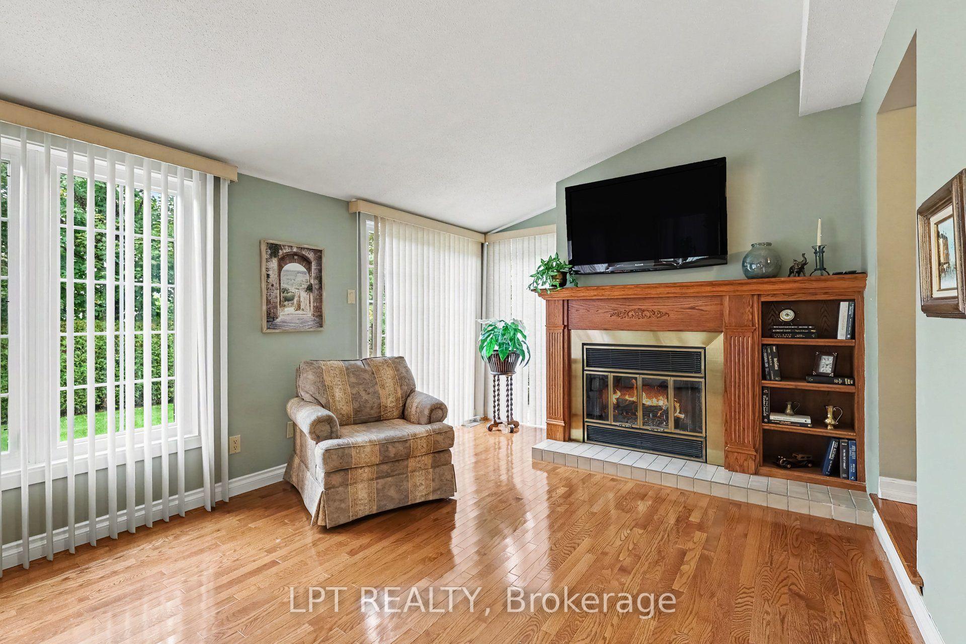 Photo 19 of 28 Meadow Glade Gardens, Ottawa, Centrepointe — HOMEH