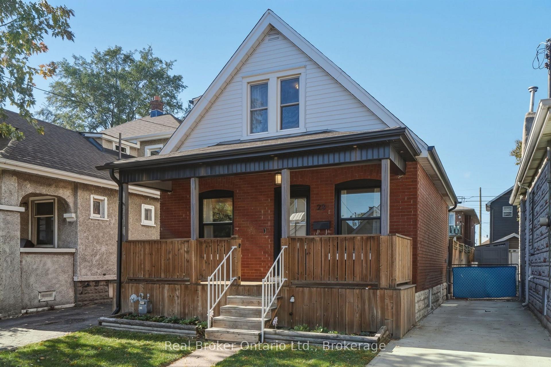 Photo 3 of 23 Barons Avenue N, Hamilton, Homeside — HOMEH
