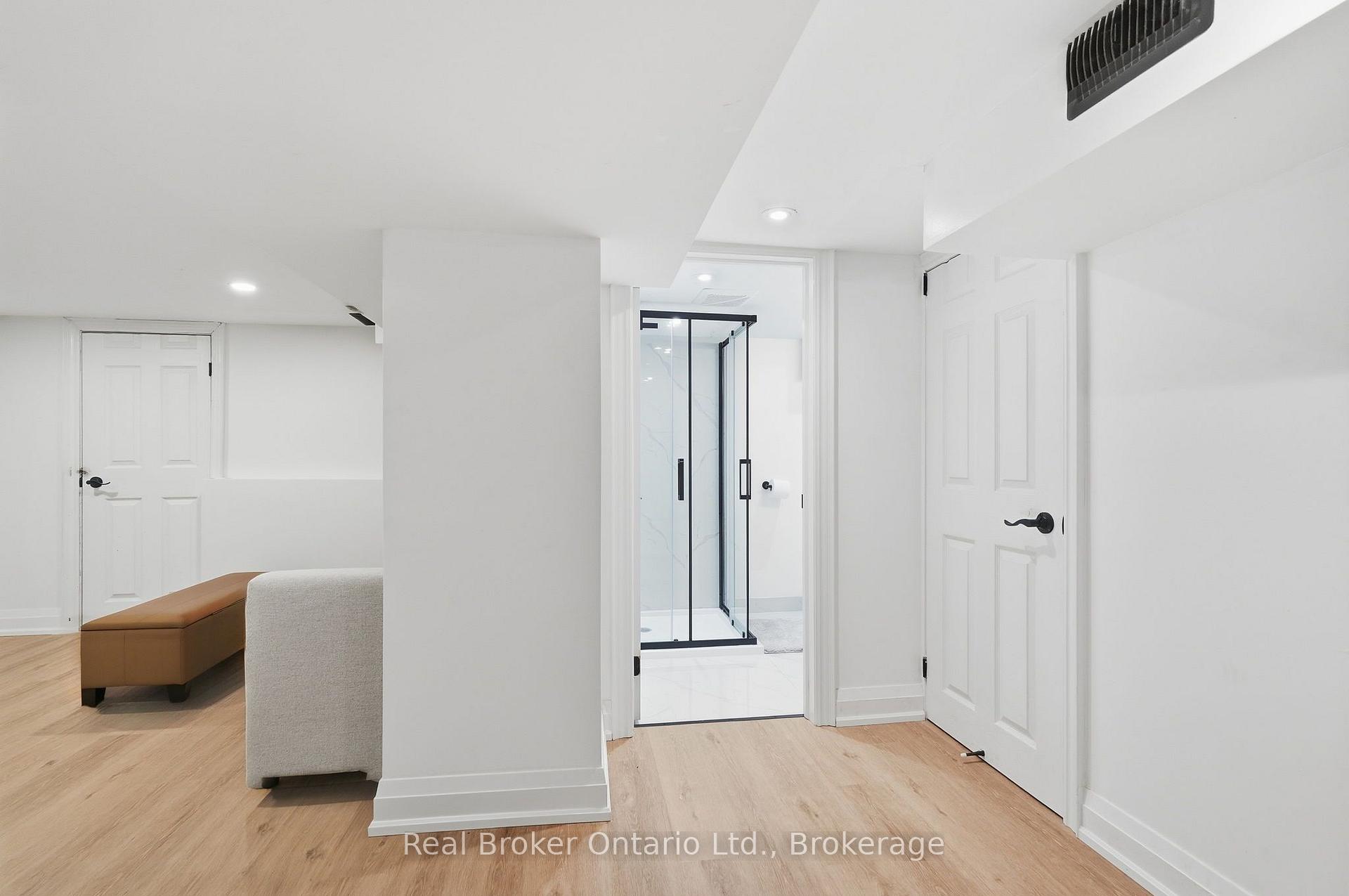 Photo 30 of 23 Barons Avenue N, Hamilton, Homeside — HOMEH