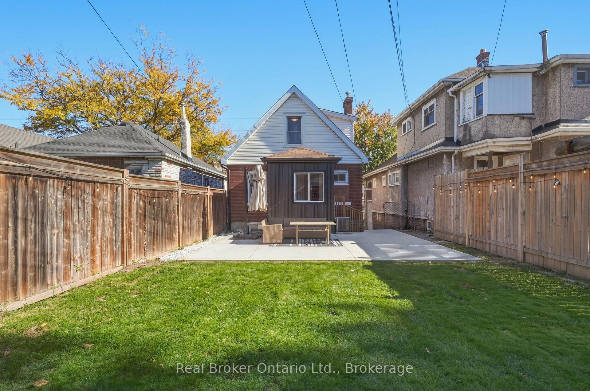 Photo 39 of 23 Barons Avenue N, Hamilton, Homeside — HOMEH