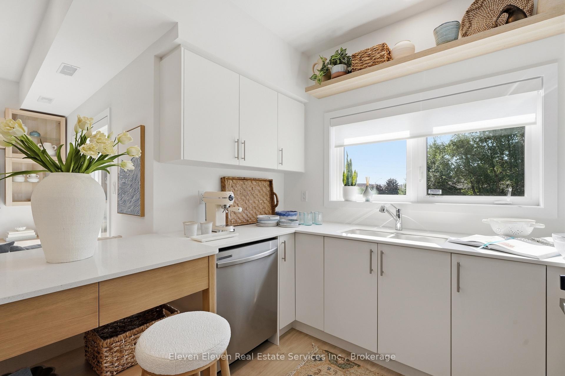 Photo 6 of Unit 46, 42 Lowes Road W, Guelph, Clairfields/Hanlon Business Park — HOMEH