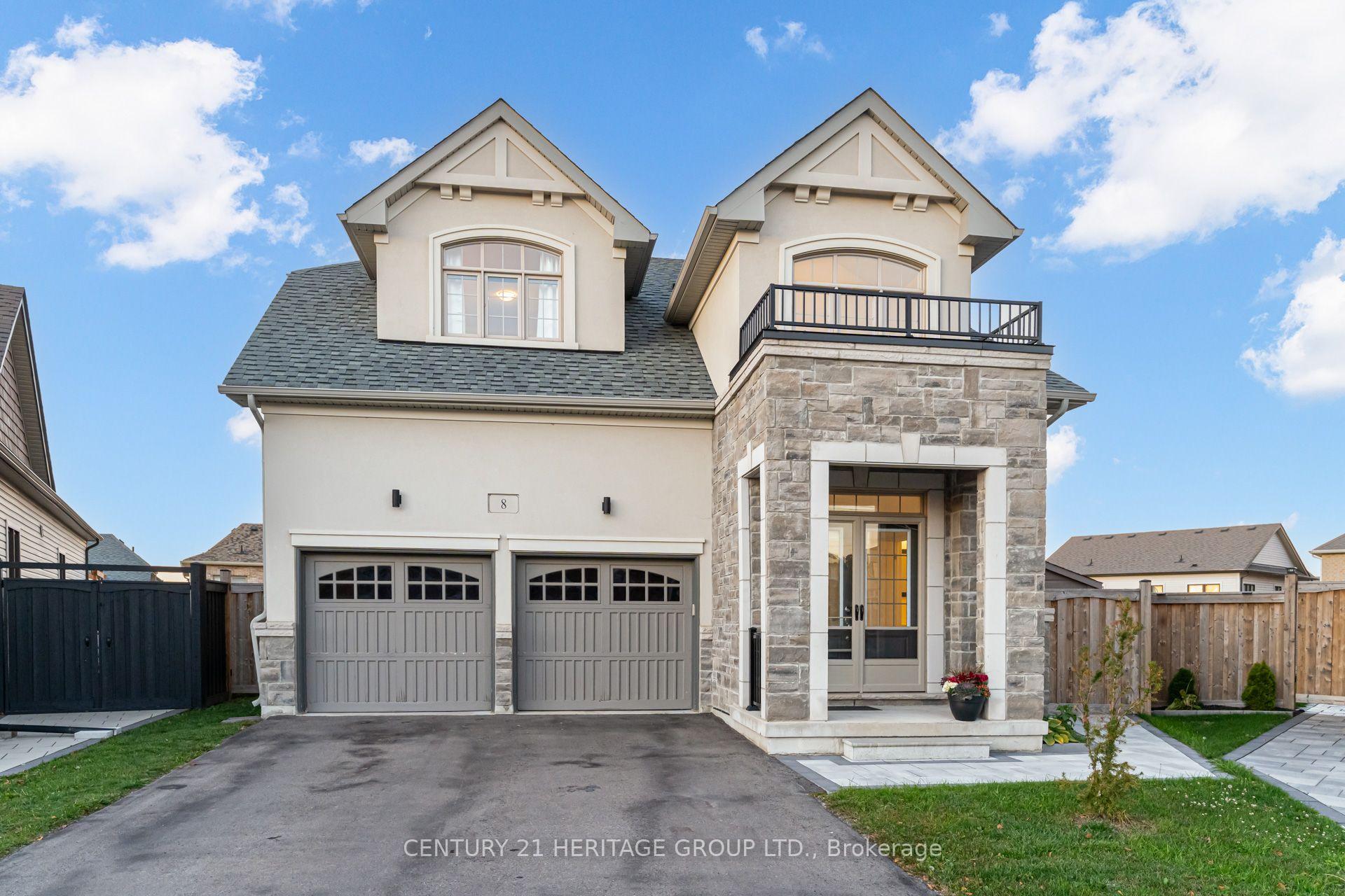 Photo 2 of 8 Pietrowski Drive, Georgina, Keswick North — HOMEH