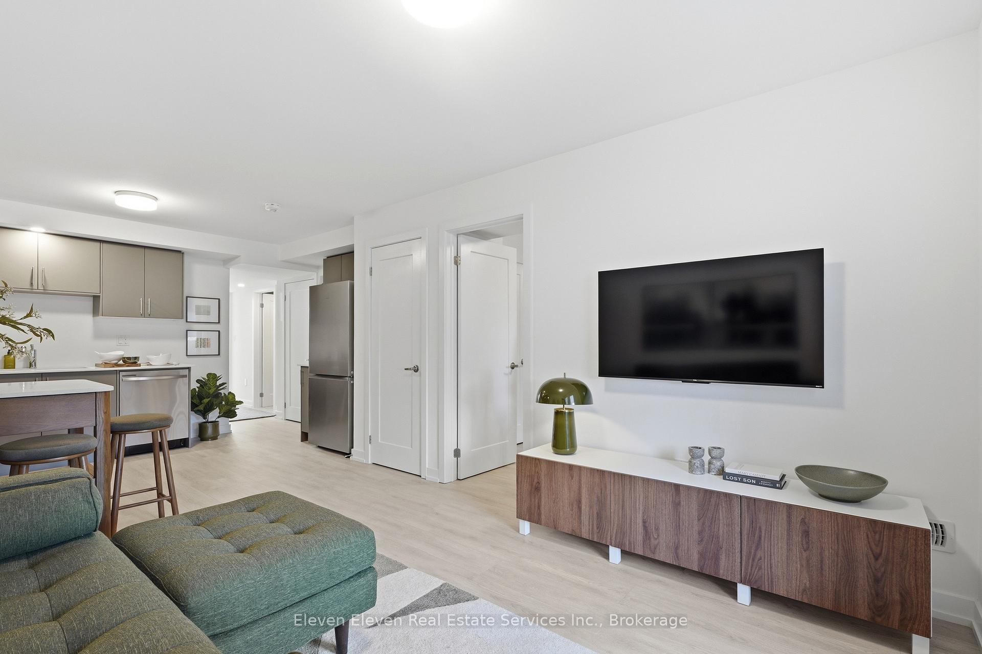 Photo 6 of Unit 47, 42 Lowes Road W, Guelph, Clairfields/Hanlon Business Park — HOMEH