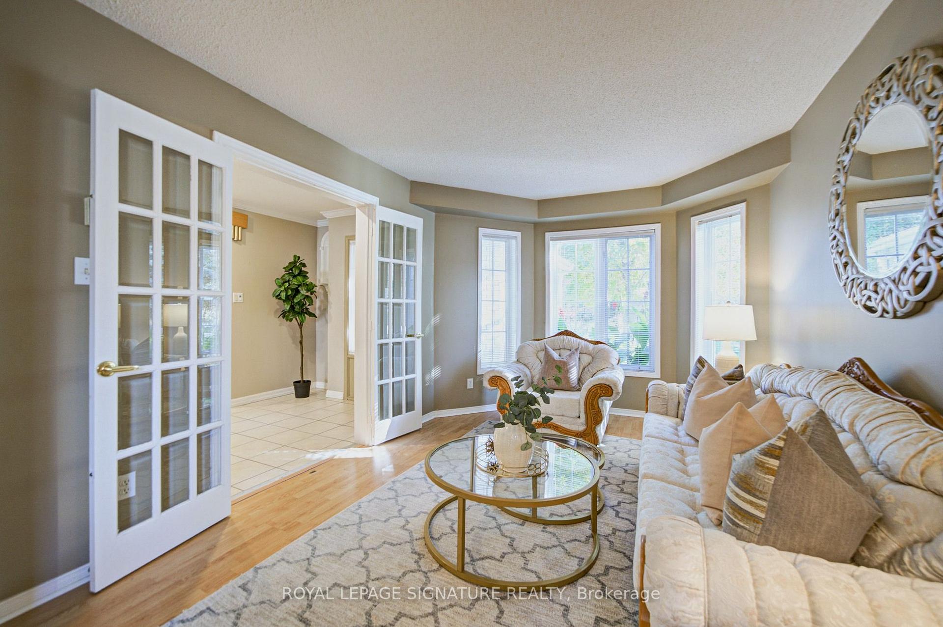 Photo 10 of 1180 Oriole Crescent, Innisfil, Alcona — HOMEH