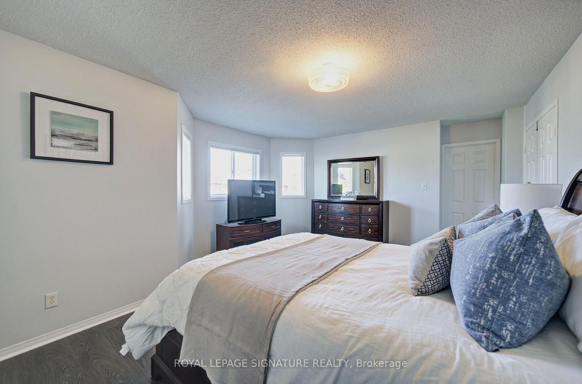 Photo 26 of 1180 Oriole Crescent, Innisfil, Alcona — HOMEH