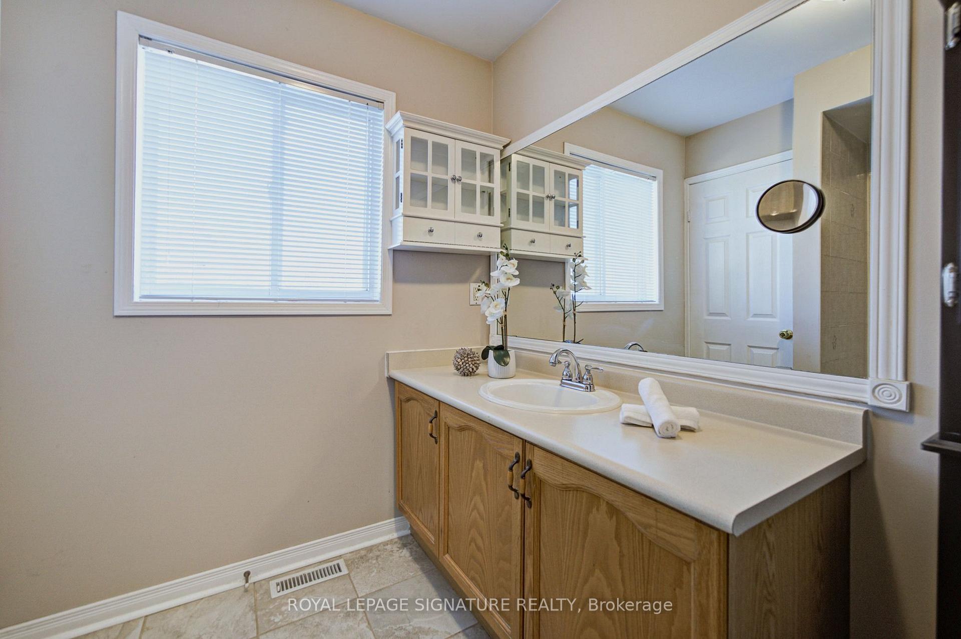Photo 34 of 1180 Oriole Crescent, Innisfil, Alcona — HOMEH