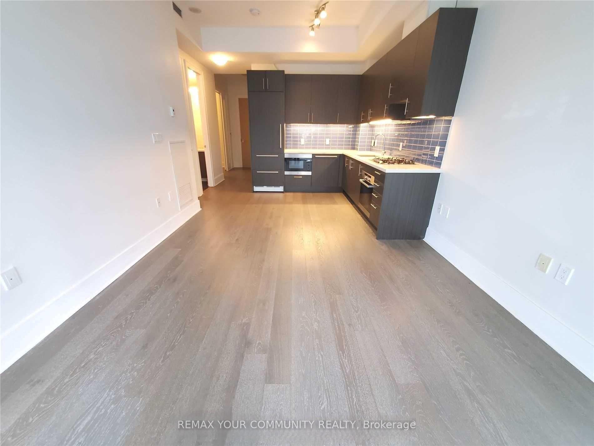 Photo 7 of Unit 918, 29 Queens Quay E, Toronto, Waterfront Communities — HOMEH