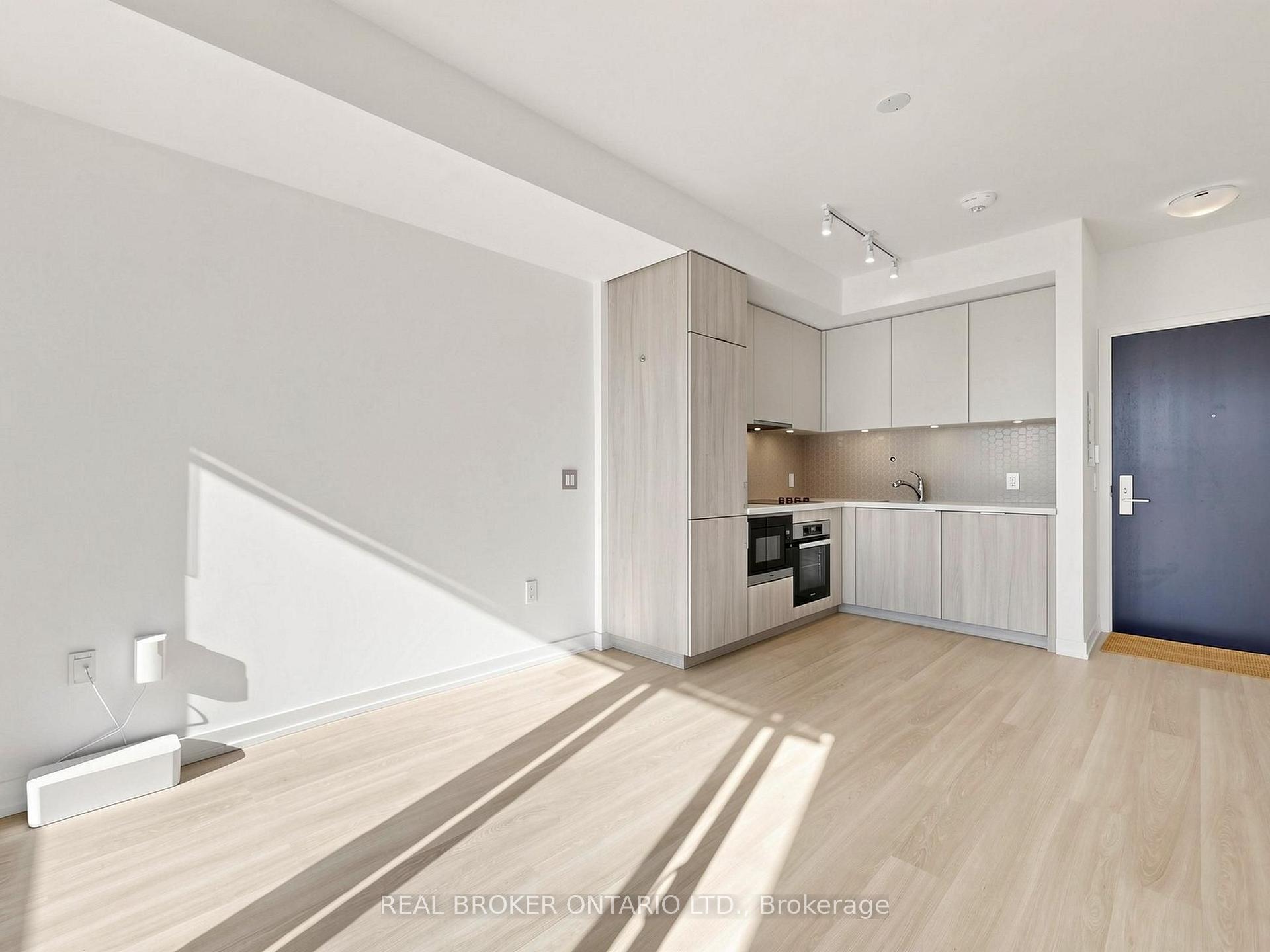 Photo 1 of Unit 816, 158 Front Street E, Toronto, Moss Park — HOMEH