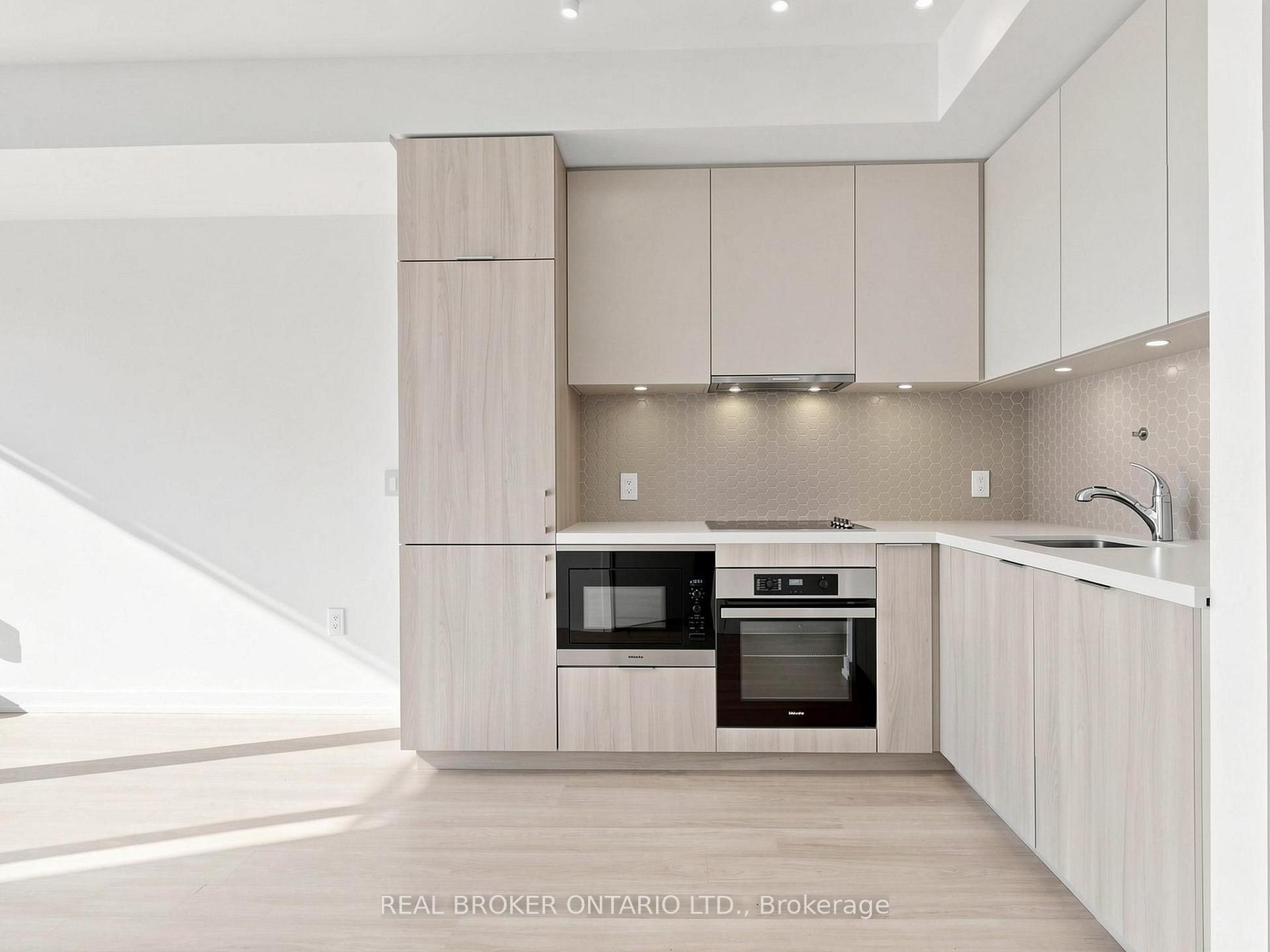 Photo 11 of Unit 816, 158 Front Street E, Toronto, Moss Park — HOMEH