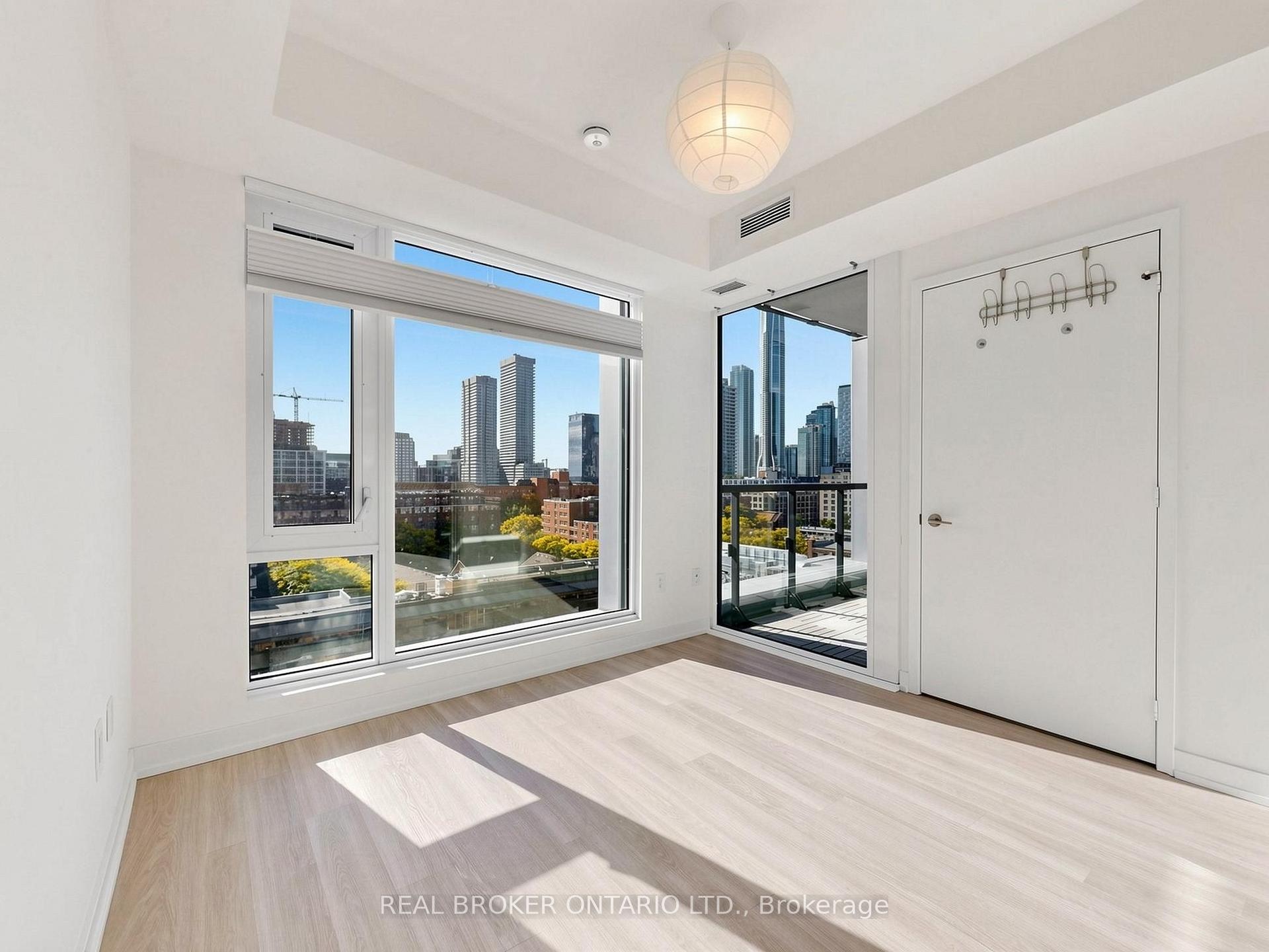 Photo 12 of Unit 816, 158 Front Street E, Toronto, Moss Park — HOMEH