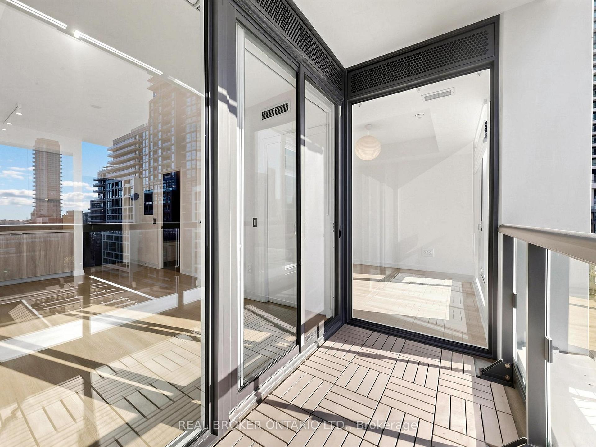 Photo 19 of Unit 816, 158 Front Street E, Toronto, Moss Park — HOMEH