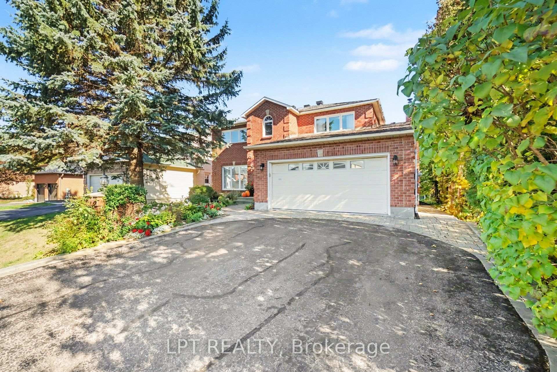Photo 1 of 24 Belleview Drive, Ottawa, Kanata - Katimavik — HOMEH