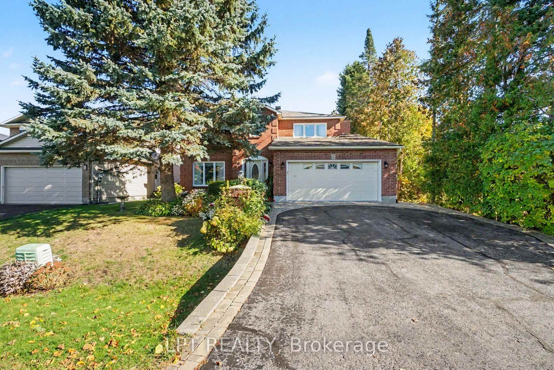 Photo 5 of 24 Belleview Drive, Ottawa, Kanata - Katimavik — HOMEH