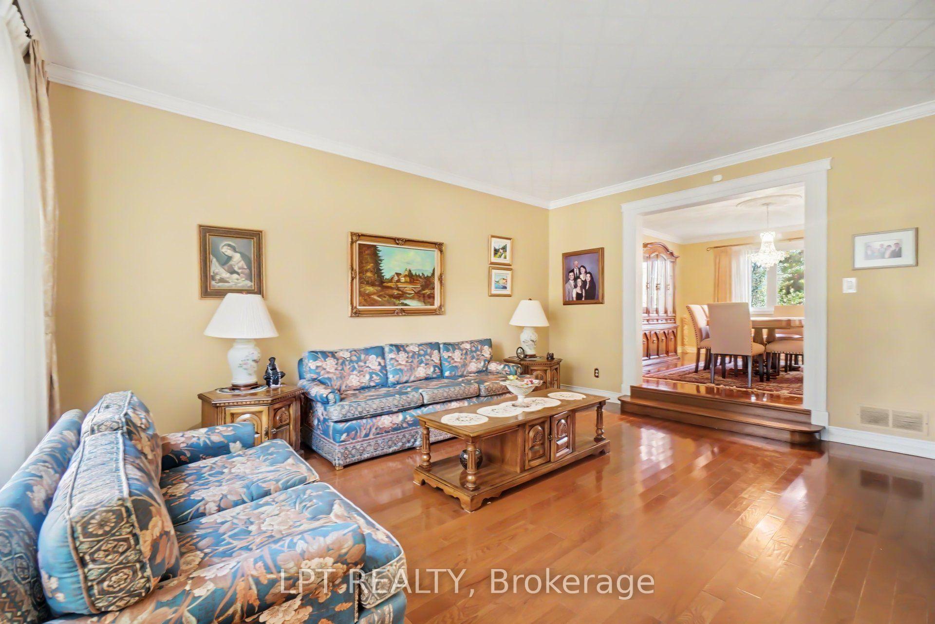 Photo 9 of 24 Belleview Drive, Ottawa, Kanata - Katimavik — HOMEH
