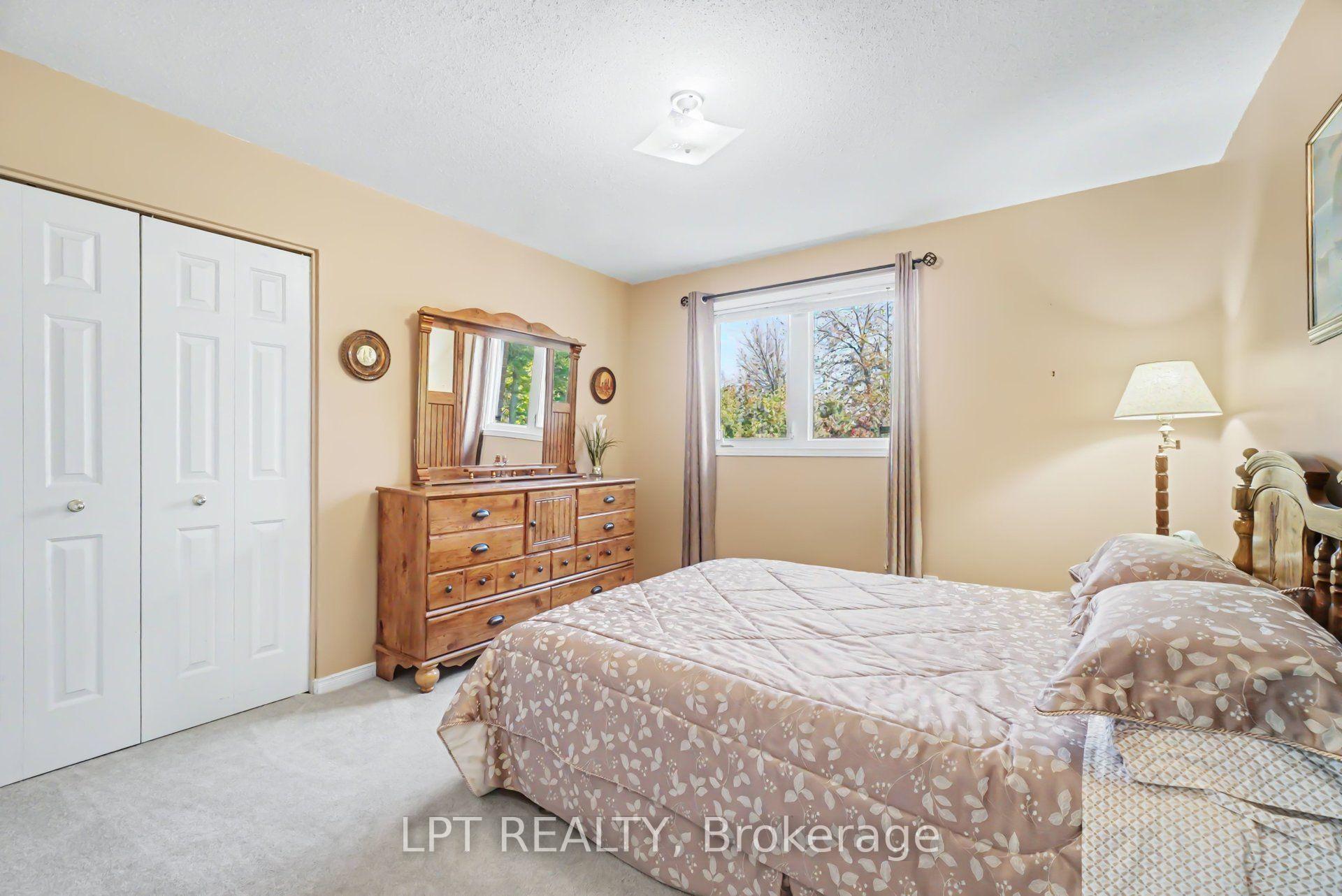 Photo 26 of 24 Belleview Drive, Ottawa, Kanata - Katimavik — HOMEH