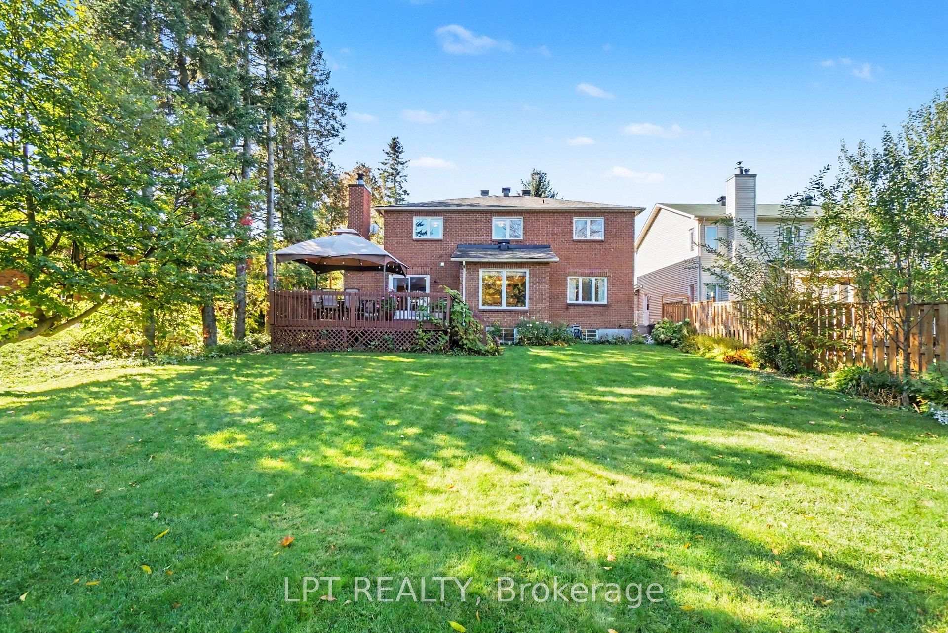 Photo 34 of 24 Belleview Drive, Ottawa, Kanata - Katimavik — HOMEH