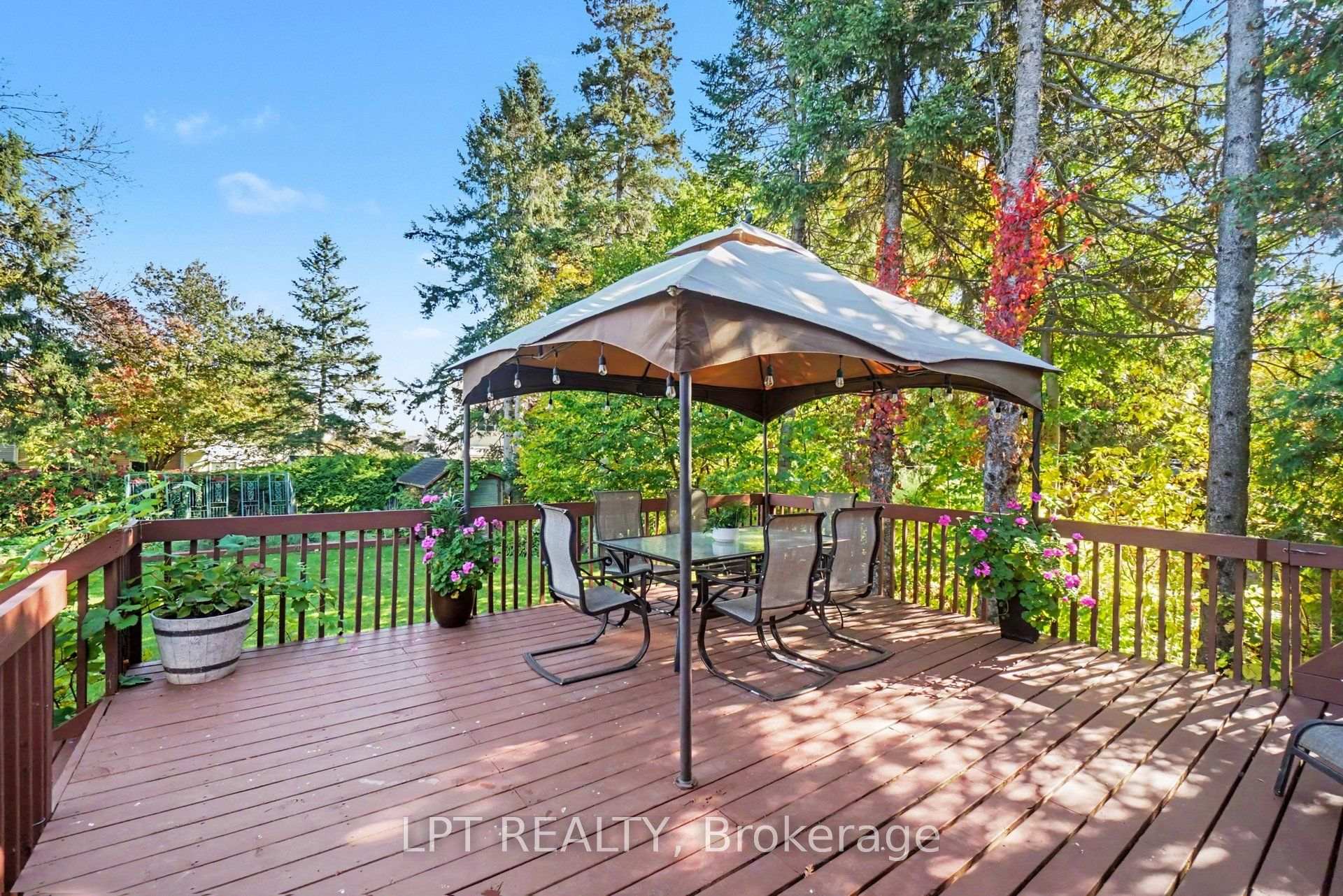 Photo 36 of 24 Belleview Drive, Ottawa, Kanata - Katimavik — HOMEH