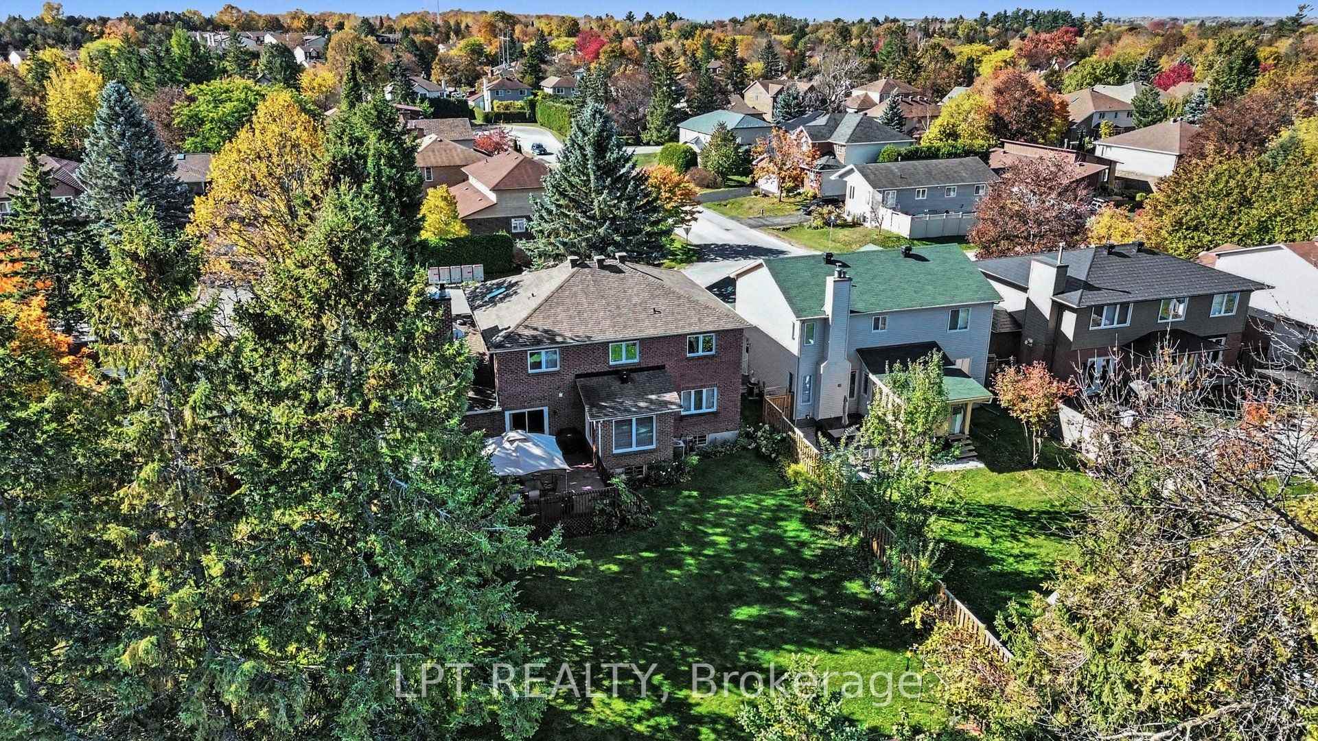 Photo 37 of 24 Belleview Drive, Ottawa, Kanata - Katimavik — HOMEH