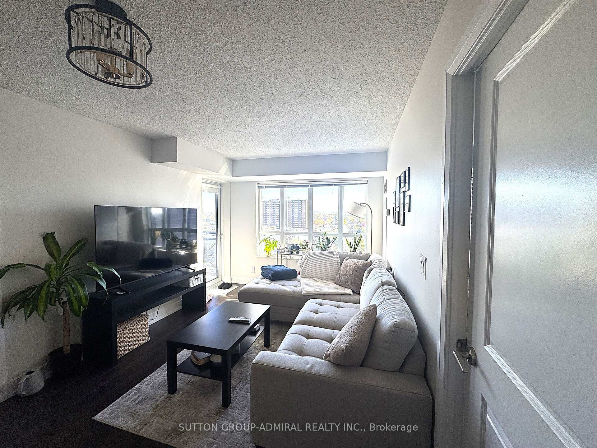 Photo 11 of Unit 1026, 2 Eva Road E, Etobicoke, Etobicoke West Mall — HOMEH