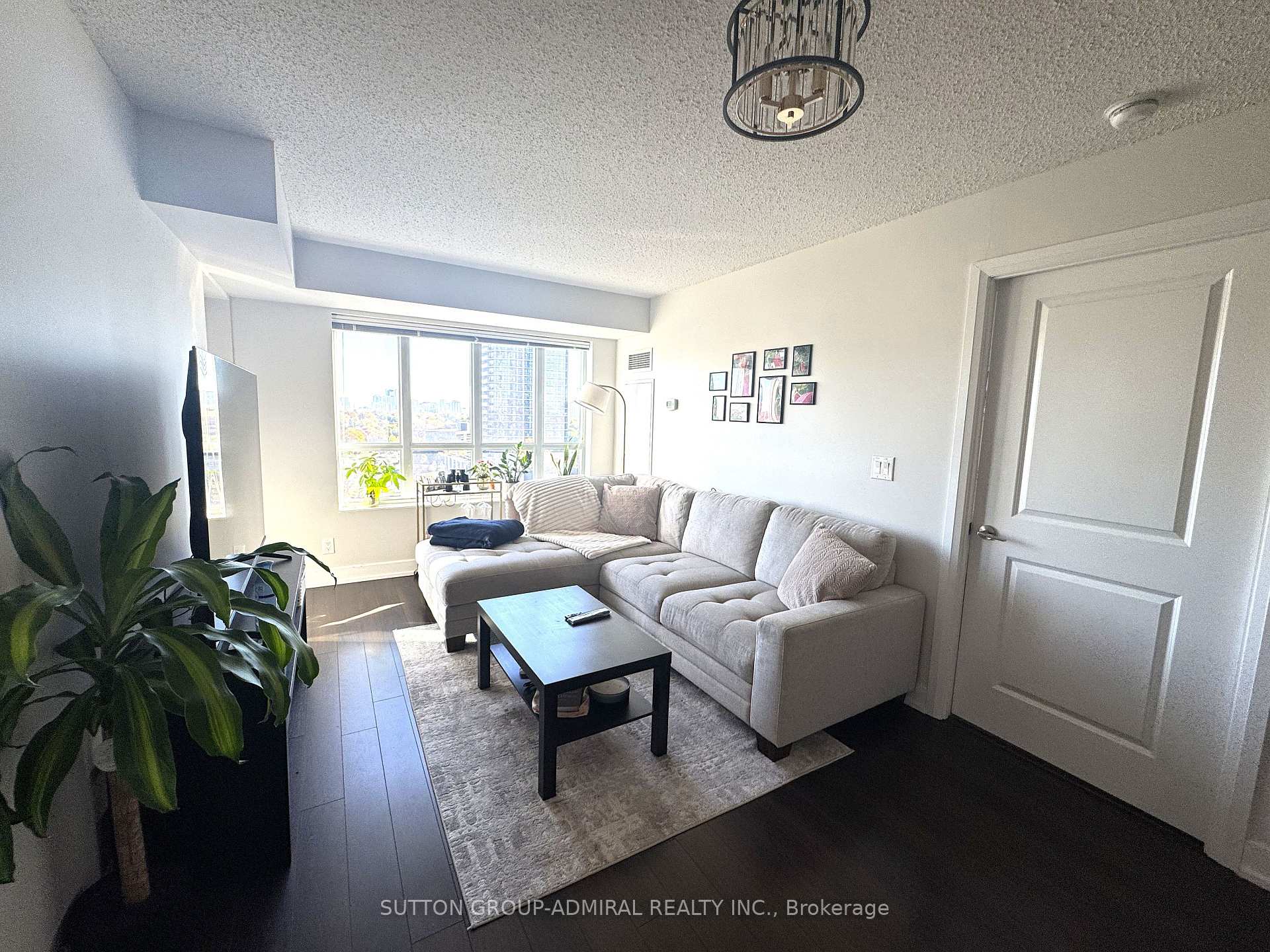 Photo 14 of Unit 1026, 2 Eva Road E, Etobicoke, Etobicoke West Mall — HOMEH