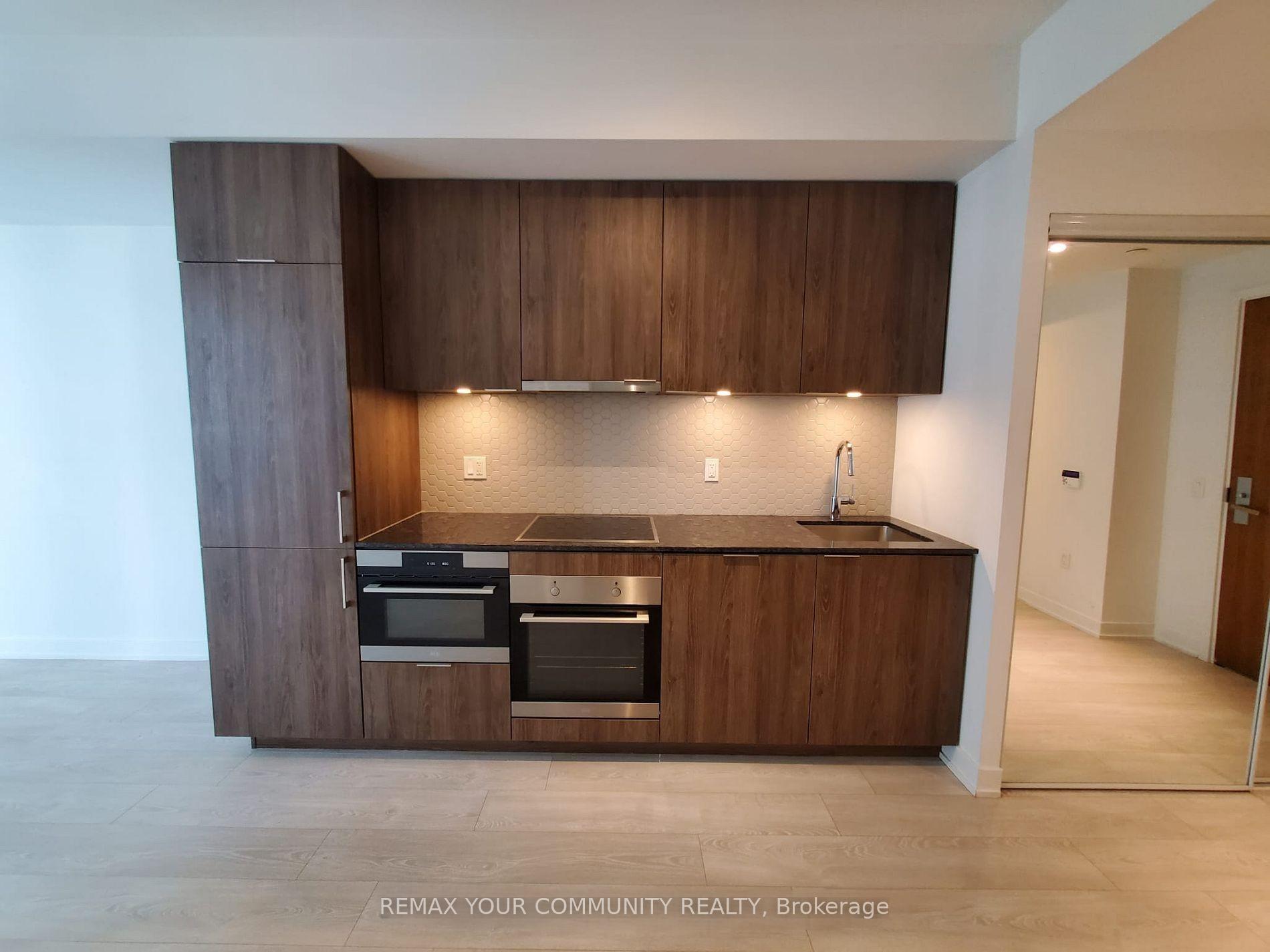 Photo 3 of Unit 408, 15 Queens Quay E, Toronto, Waterfront Communities — HOMEH