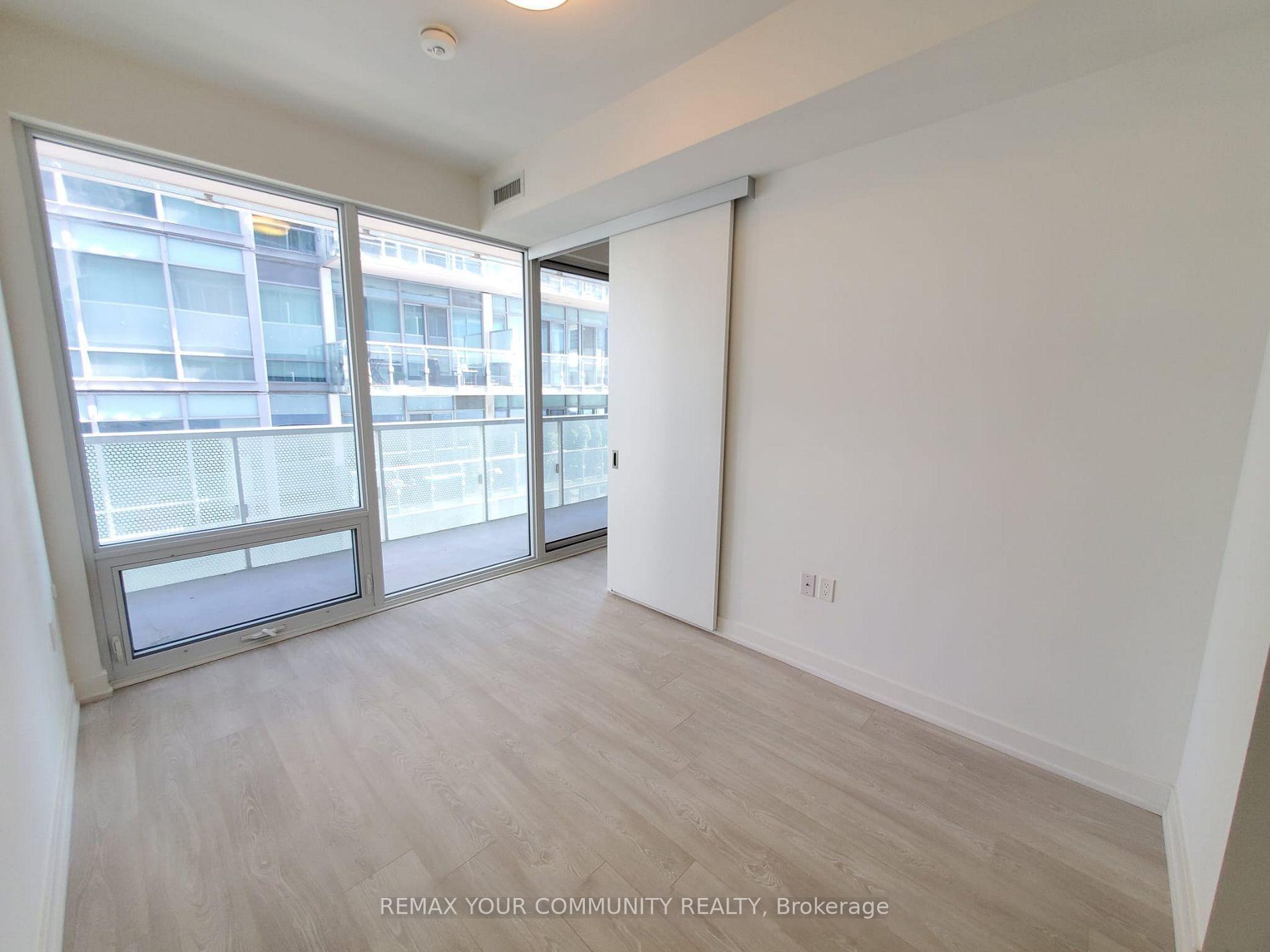 Photo 13 of Unit 408, 15 Queens Quay E, Toronto, Waterfront Communities — HOMEH