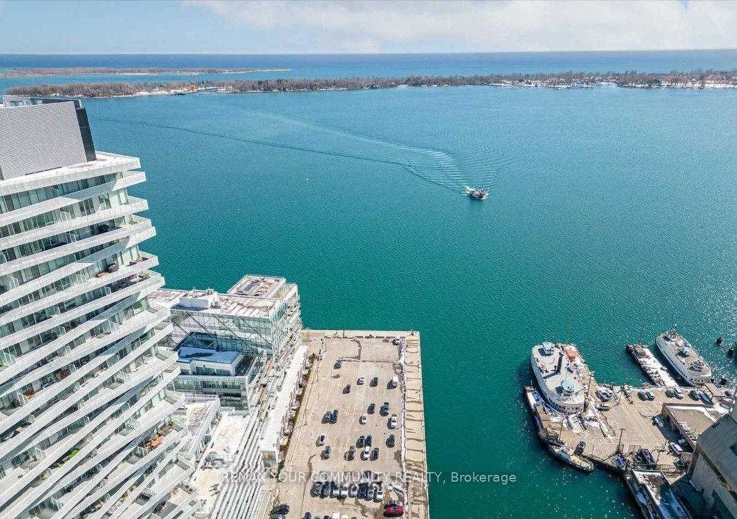 Photo 15 of Unit 408, 15 Queens Quay E, Toronto, Waterfront Communities — HOMEH