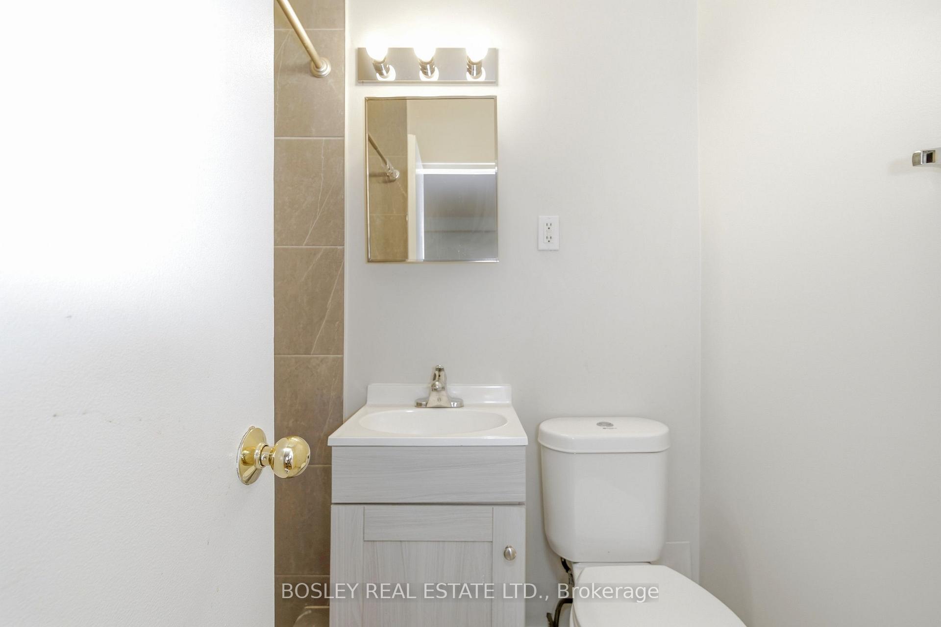 Photo 11 of Unit 805, 85 Lawton Boulevard, Toronto, Yonge-St. Clair — HOMEH