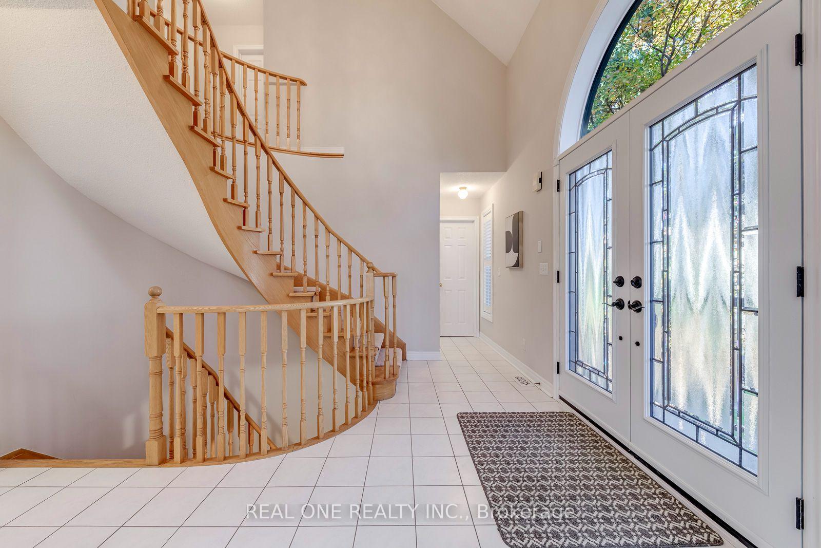 Photo 5 of Unit 68, 2250 Rockingham Drive, Oakville, Joshua Creek — HOMEH