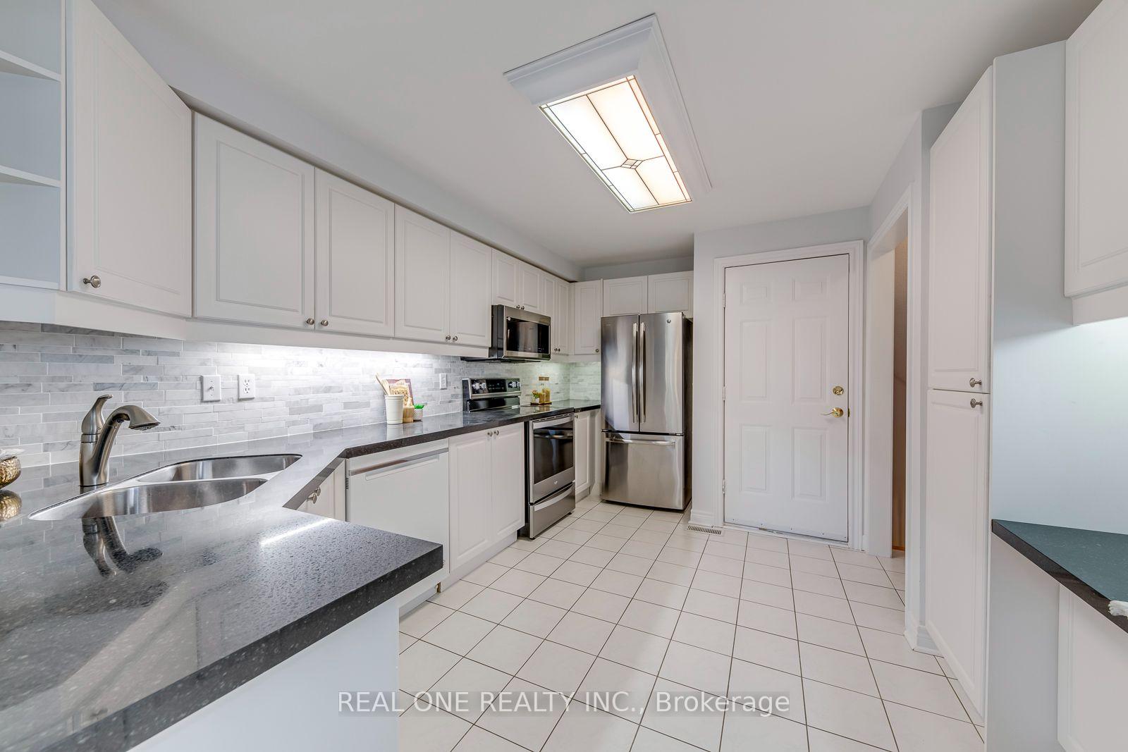 Photo 18 of Unit 68, 2250 Rockingham Drive, Oakville, Joshua Creek — HOMEH