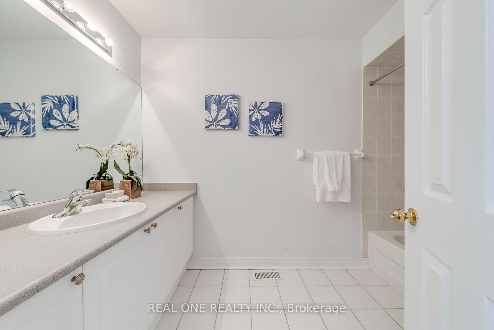 Photo 33 of Unit 68, 2250 Rockingham Drive, Oakville, Joshua Creek — HOMEH