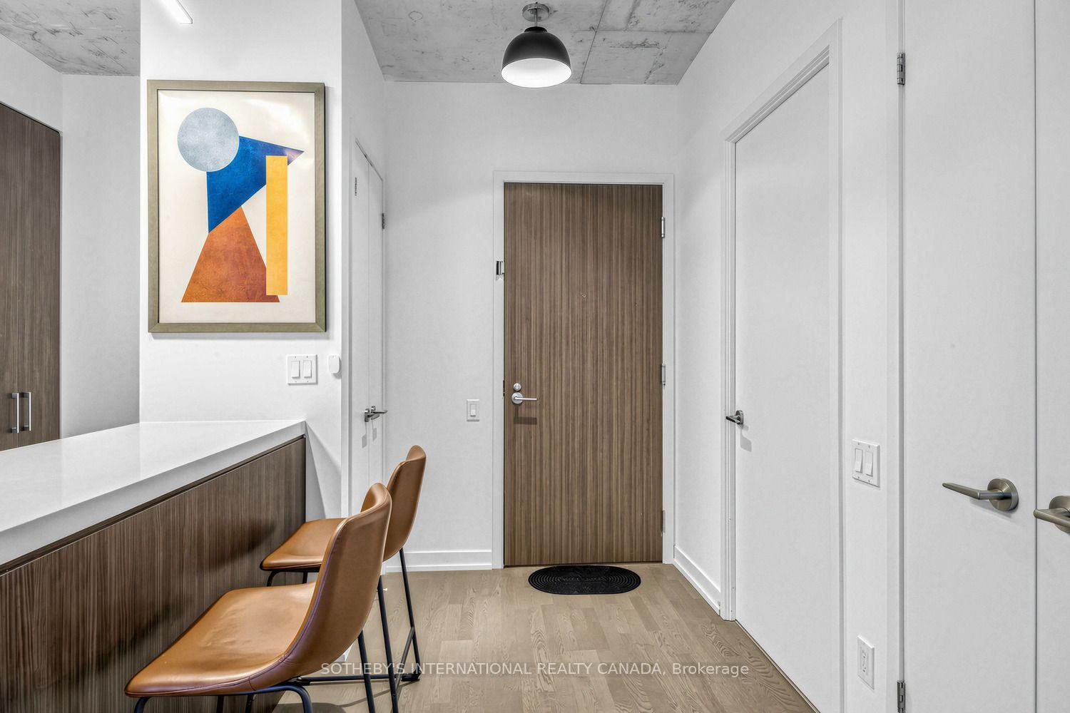 Photo 2 of Unit 401, 560 King St. Street W, Toronto, Waterfront Communities — HOMEH