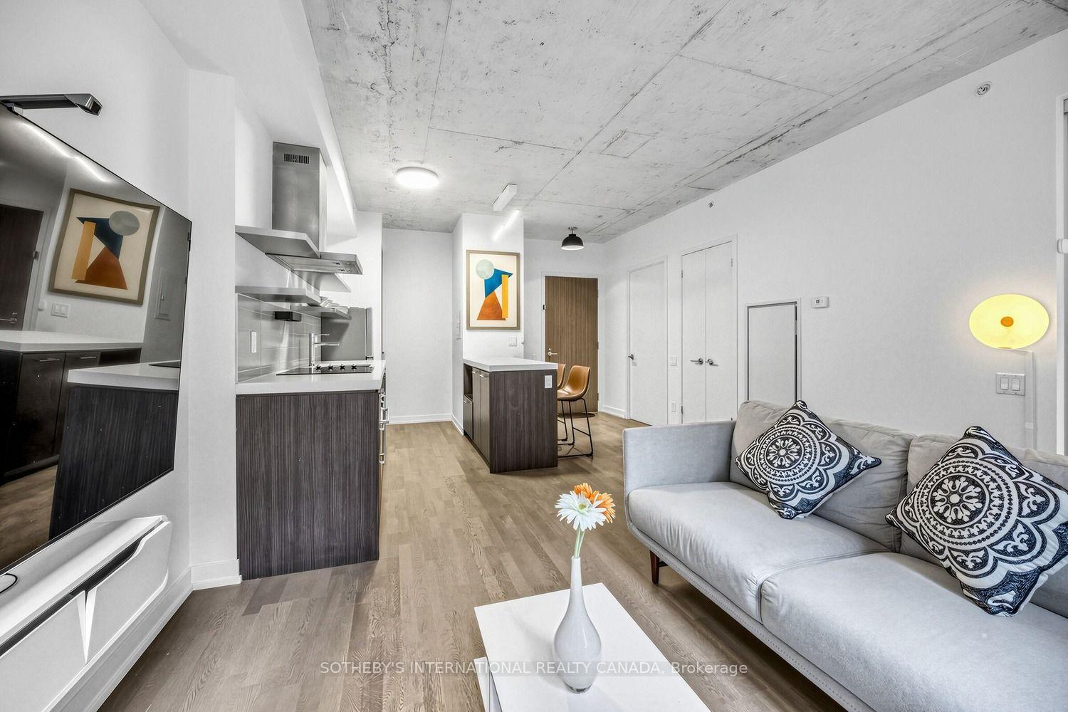Photo 5 of Unit 401, 560 King St. Street W, Toronto, Waterfront Communities — HOMEH