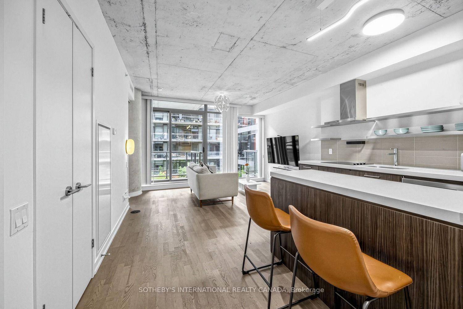 Photo 12 of Unit 401, 560 King St. Street W, Toronto, Waterfront Communities — HOMEH