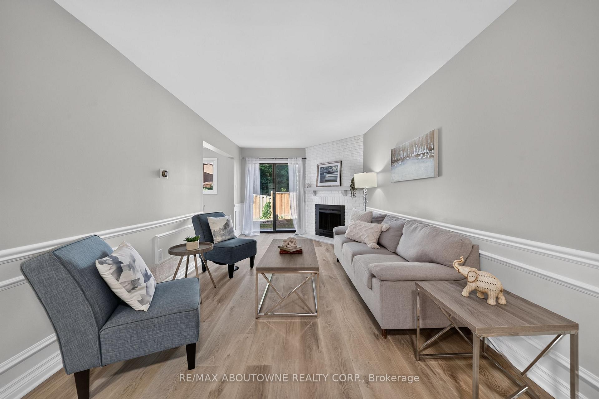 Photo 13 of 4353 Sawmill Valley Drive, Mississauga, Erin Mills — HOMEH