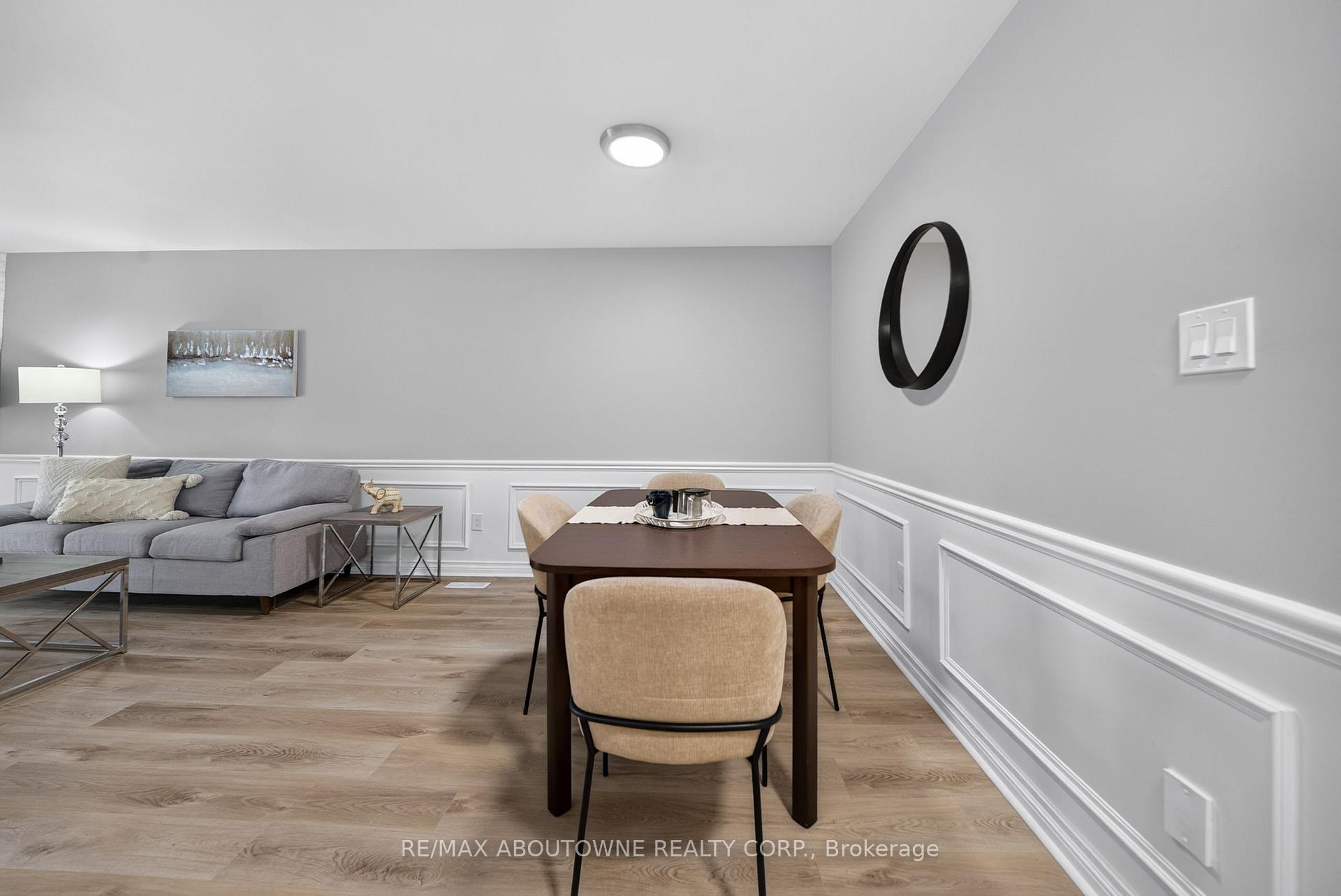 Photo 19 of 4353 Sawmill Valley Drive, Mississauga, Erin Mills — HOMEH