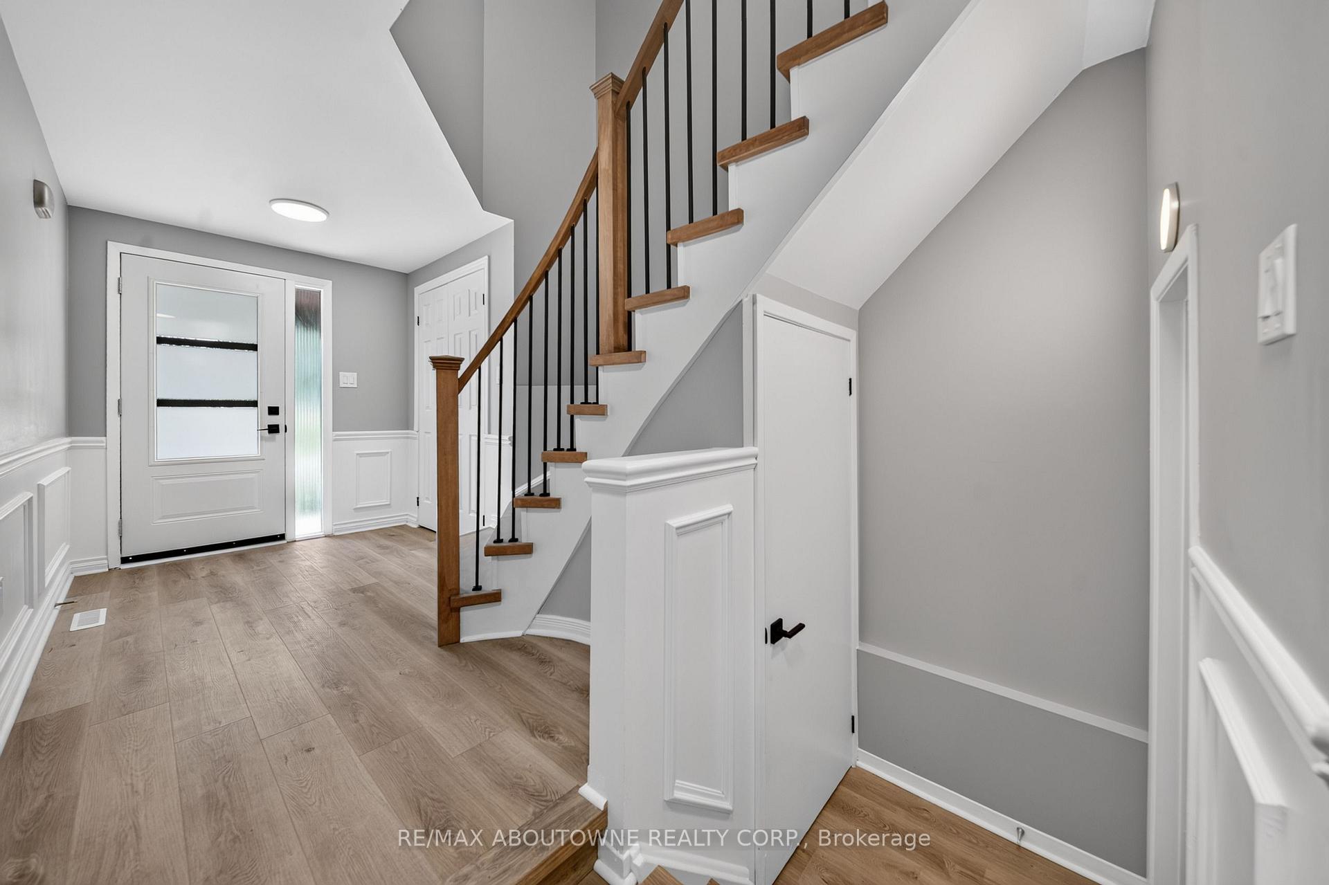 Photo 23 of 4353 Sawmill Valley Drive, Mississauga, Erin Mills — HOMEH