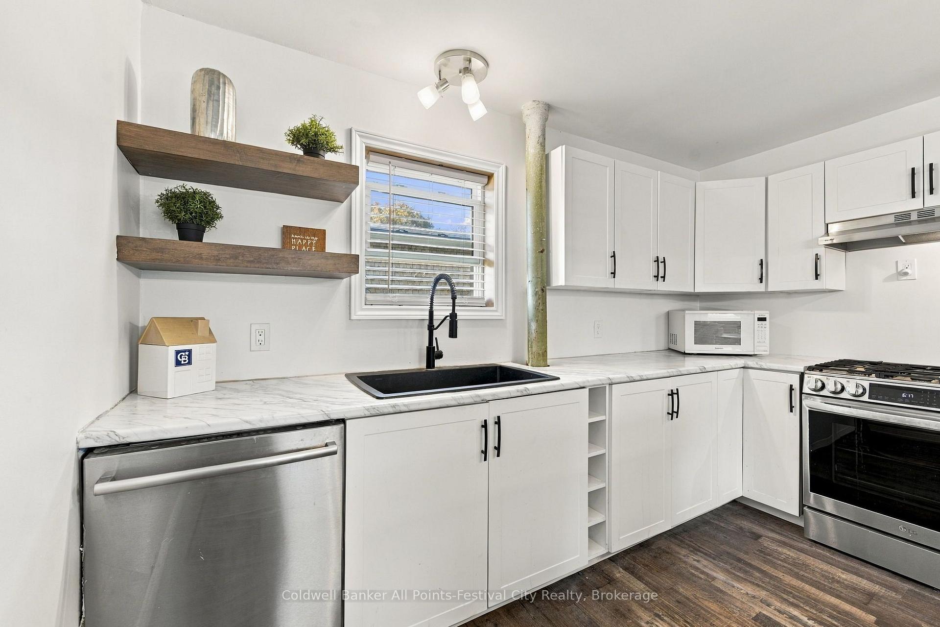 Photo 20 of 10 Amberley Road, Huron-Kinloss — HOMEH