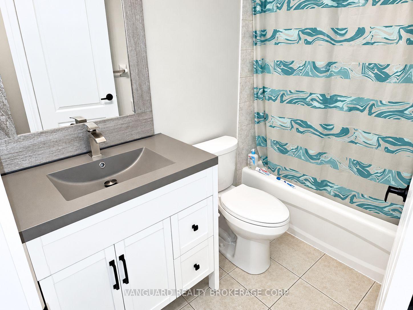 Photo 9 of Unit 58, 19 Foxchase Avenue, Vaughan, East Woodbridge — HOMEH