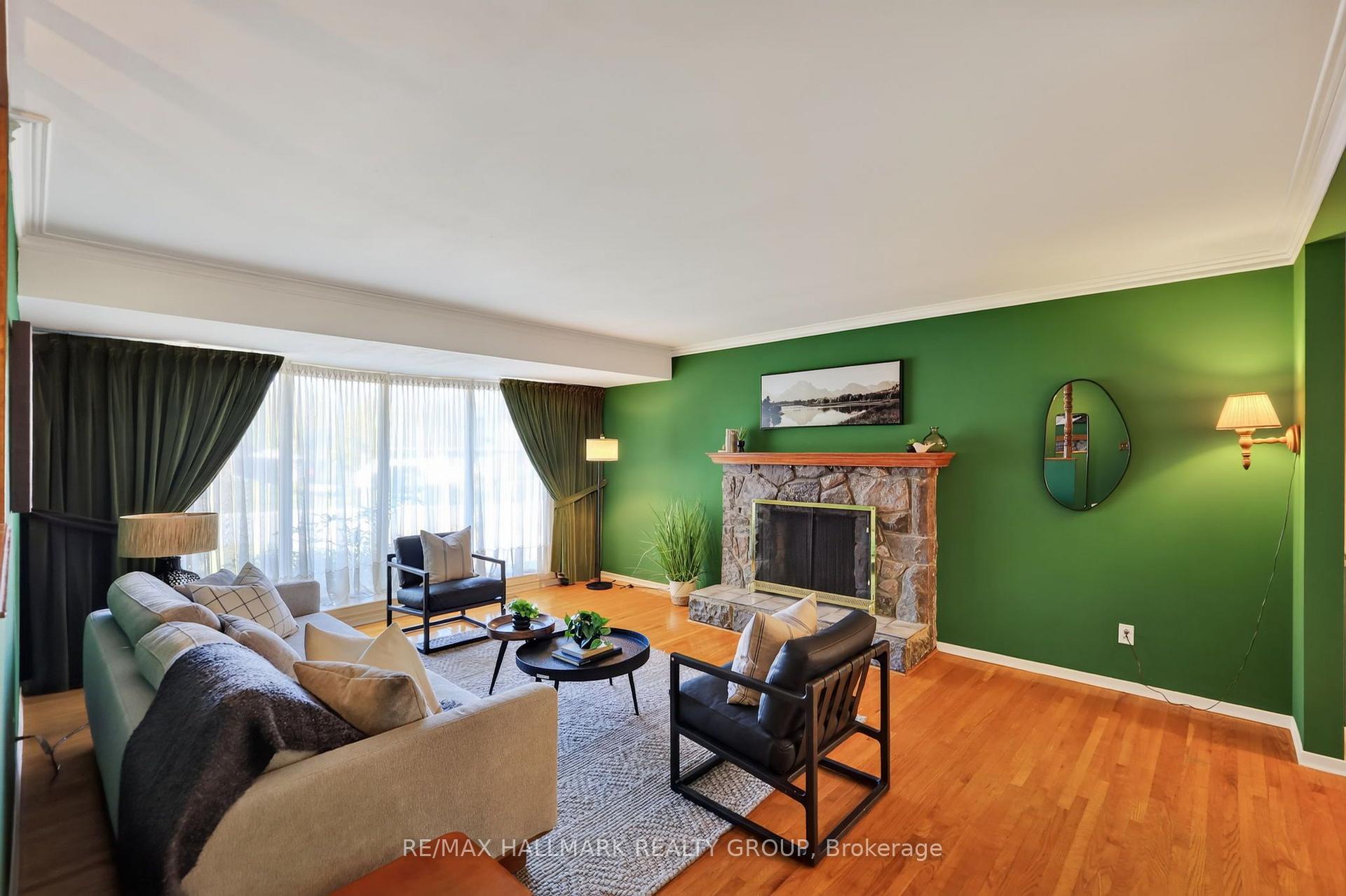 Photo 5 of 44 Singal Street, Ottawa, Kanata - Glencairn/Hazeldean — HOMEH