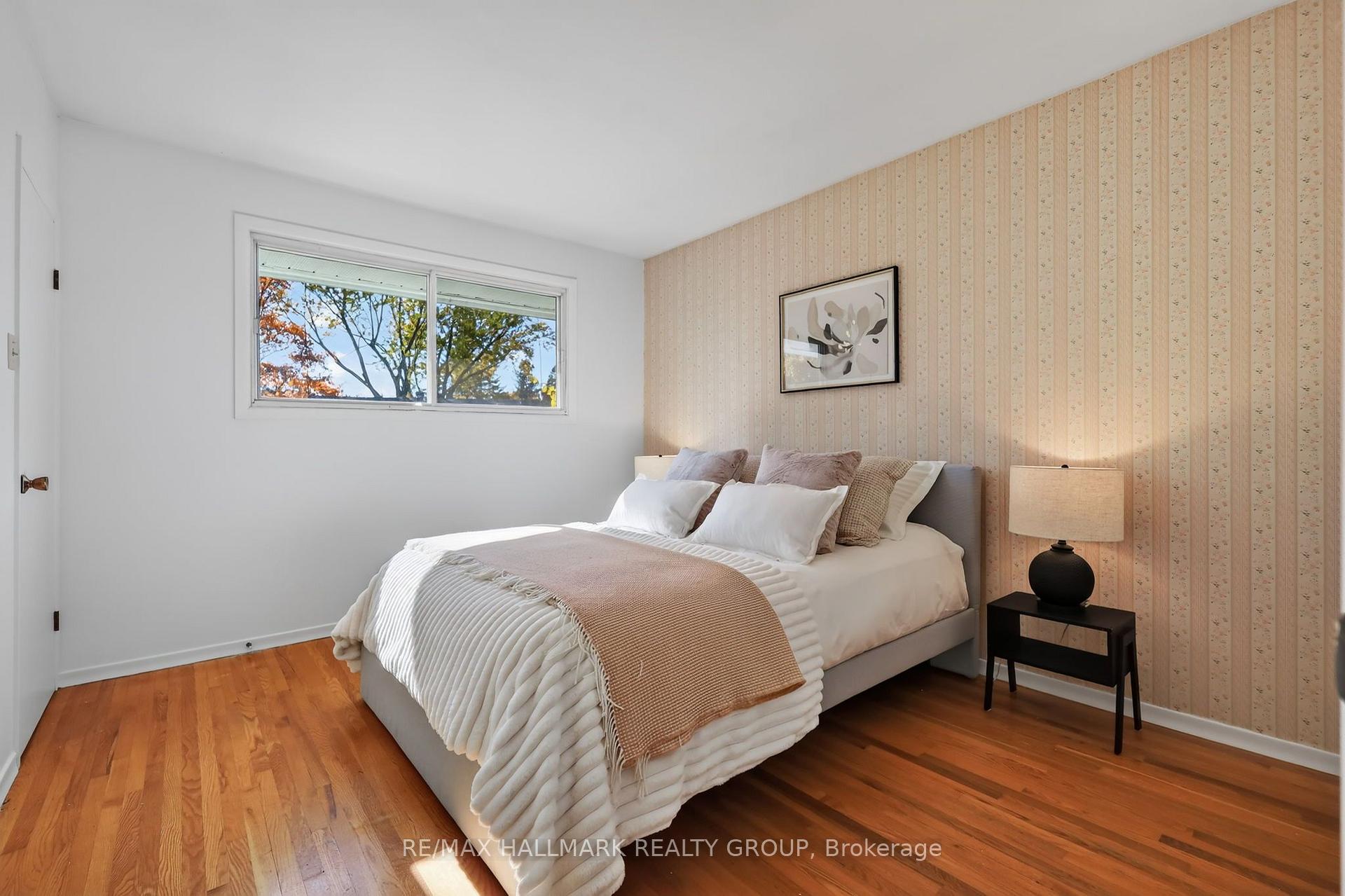 Photo 17 of 44 Singal Street, Ottawa, Kanata - Glencairn/Hazeldean — HOMEH