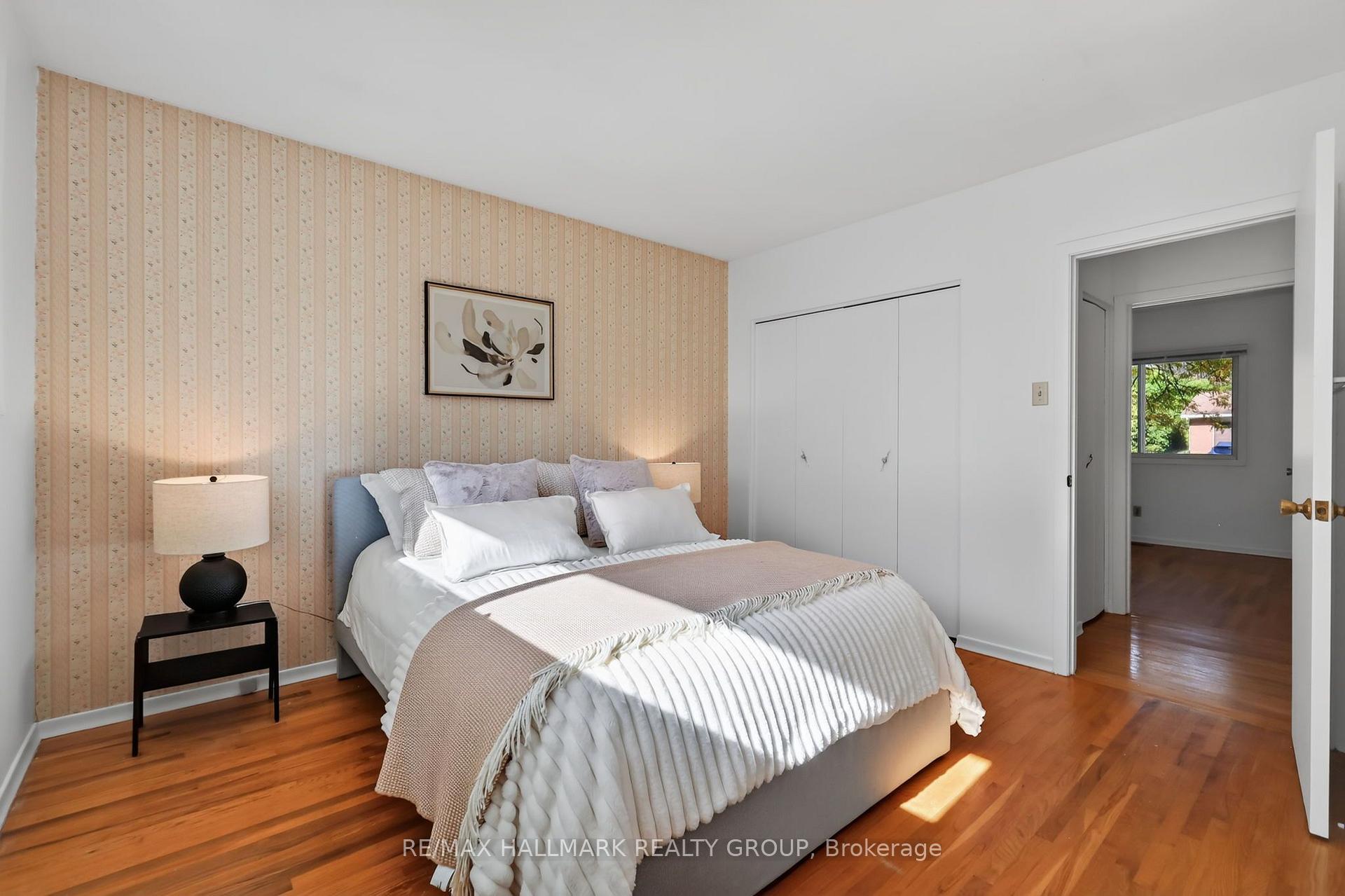 Photo 18 of 44 Singal Street, Ottawa, Kanata - Glencairn/Hazeldean — HOMEH