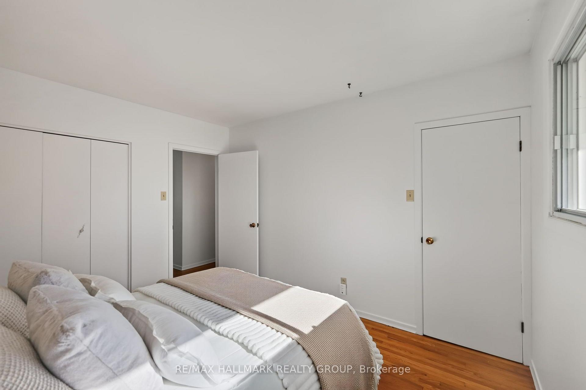 Photo 19 of 44 Singal Street, Ottawa, Kanata - Glencairn/Hazeldean — HOMEH