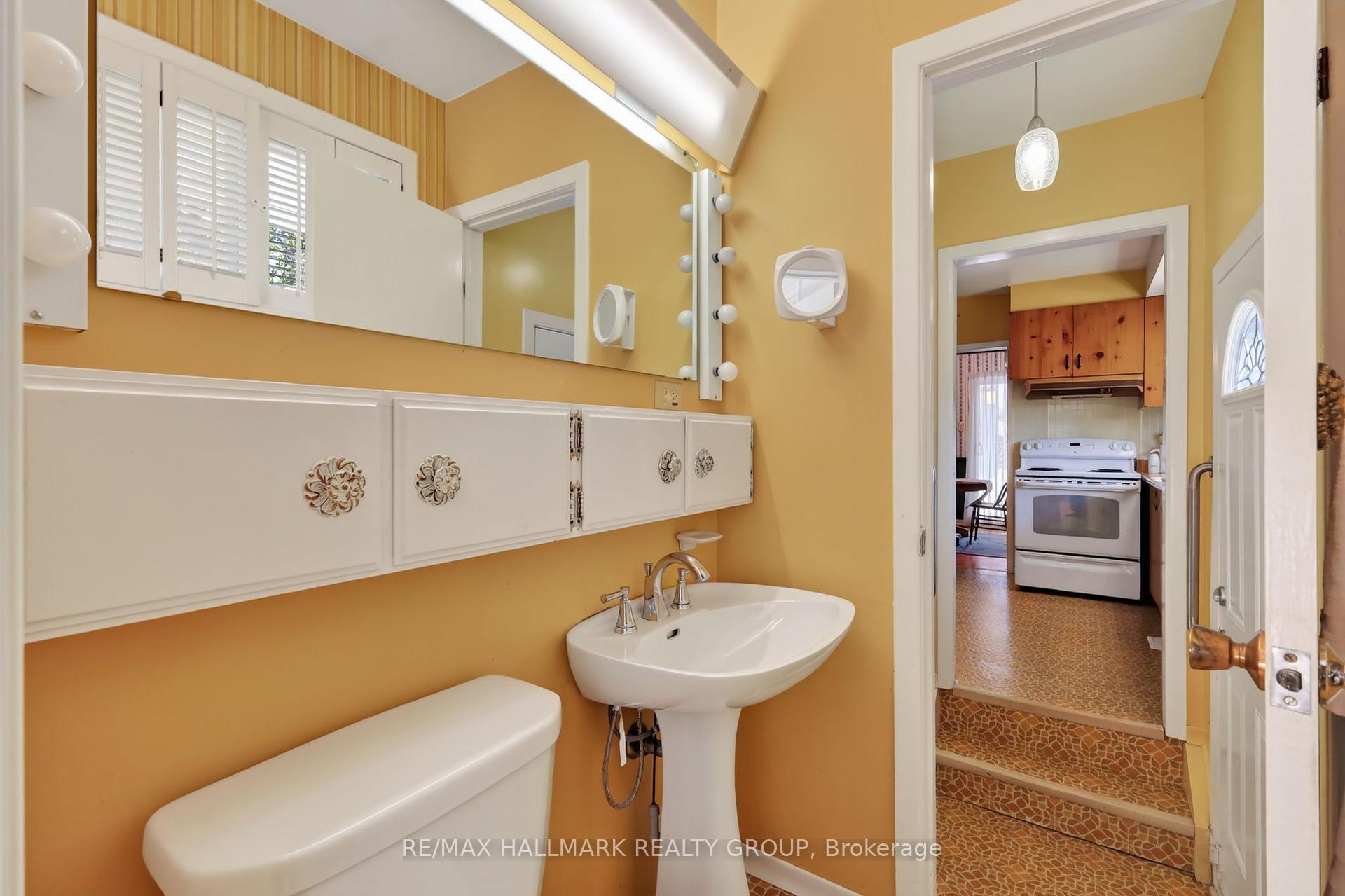 Photo 20 of 44 Singal Street, Ottawa, Kanata - Glencairn/Hazeldean — HOMEH