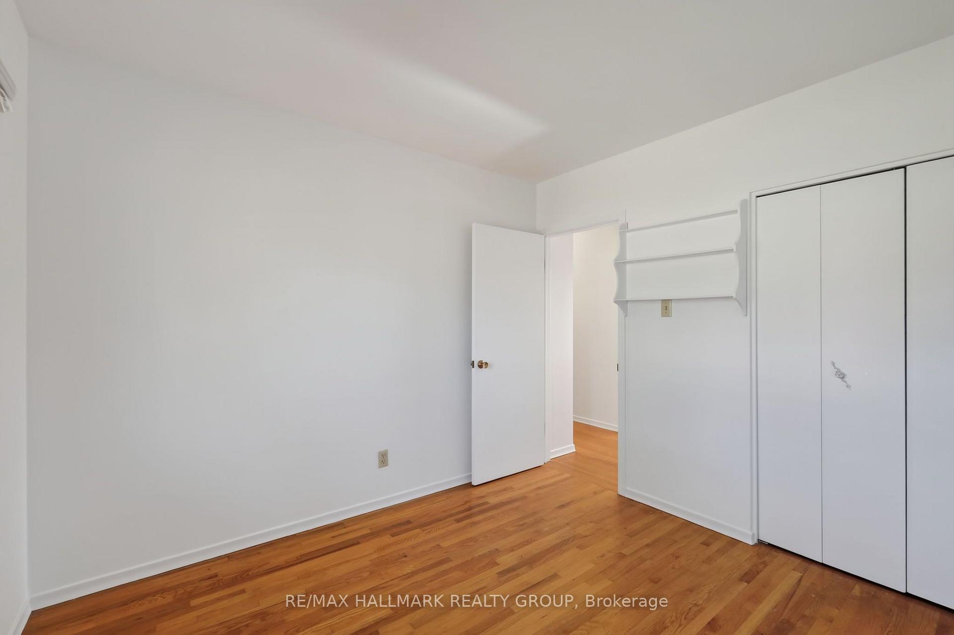 Photo 22 of 44 Singal Street, Ottawa, Kanata - Glencairn/Hazeldean — HOMEH