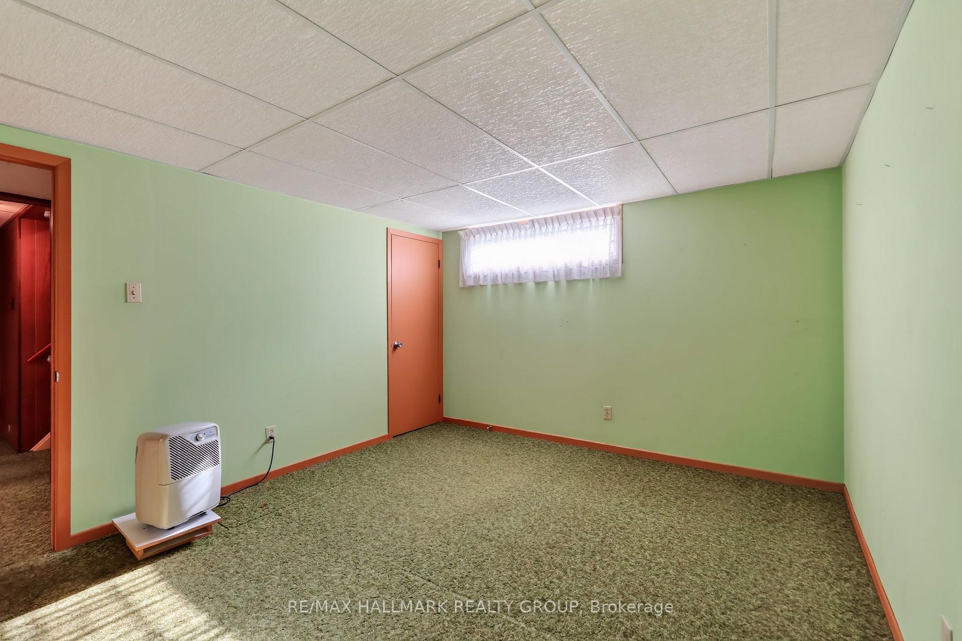 Photo 32 of 44 Singal Street, Ottawa, Kanata - Glencairn/Hazeldean — HOMEH