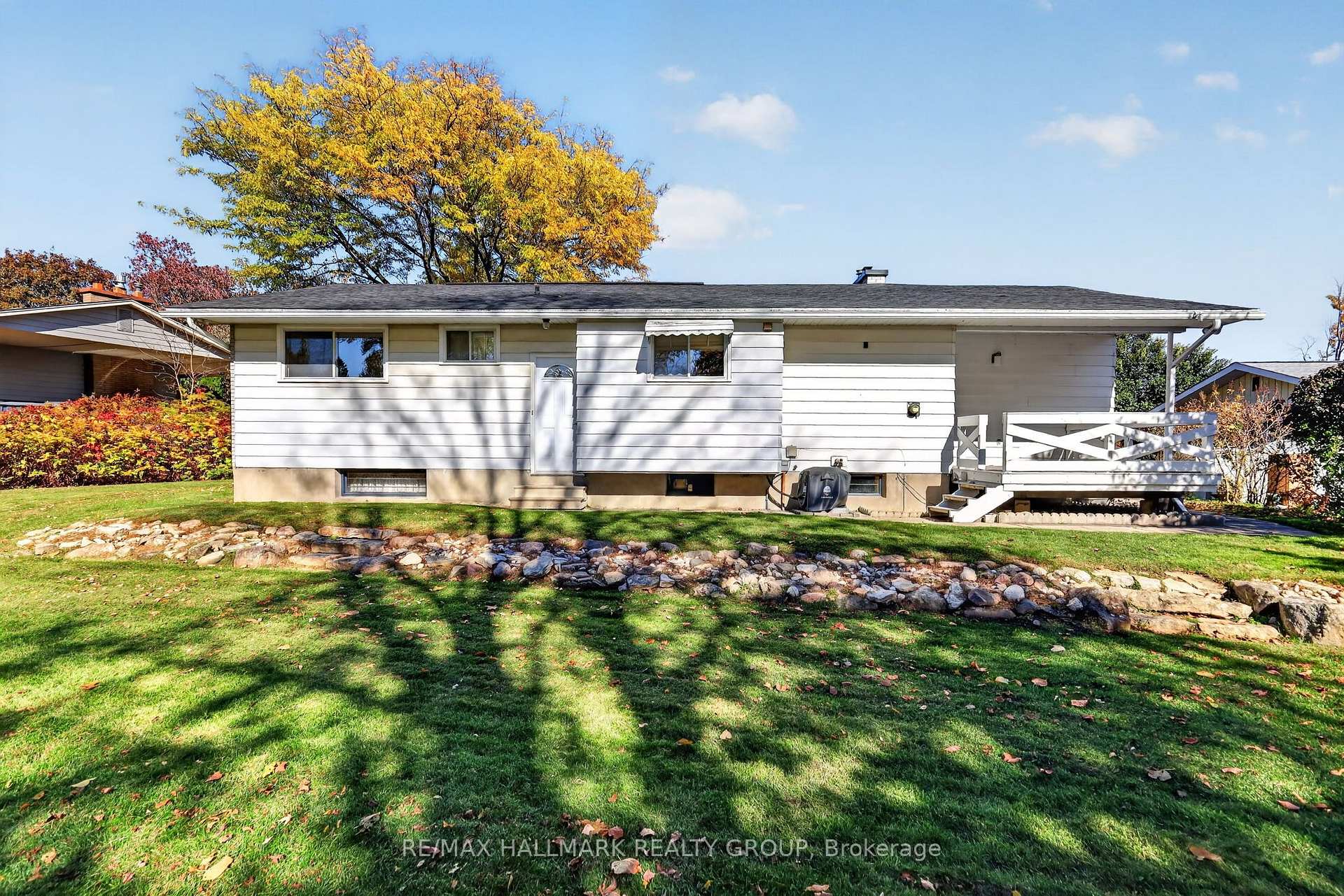 Photo 39 of 44 Singal Street, Ottawa, Kanata - Glencairn/Hazeldean — HOMEH