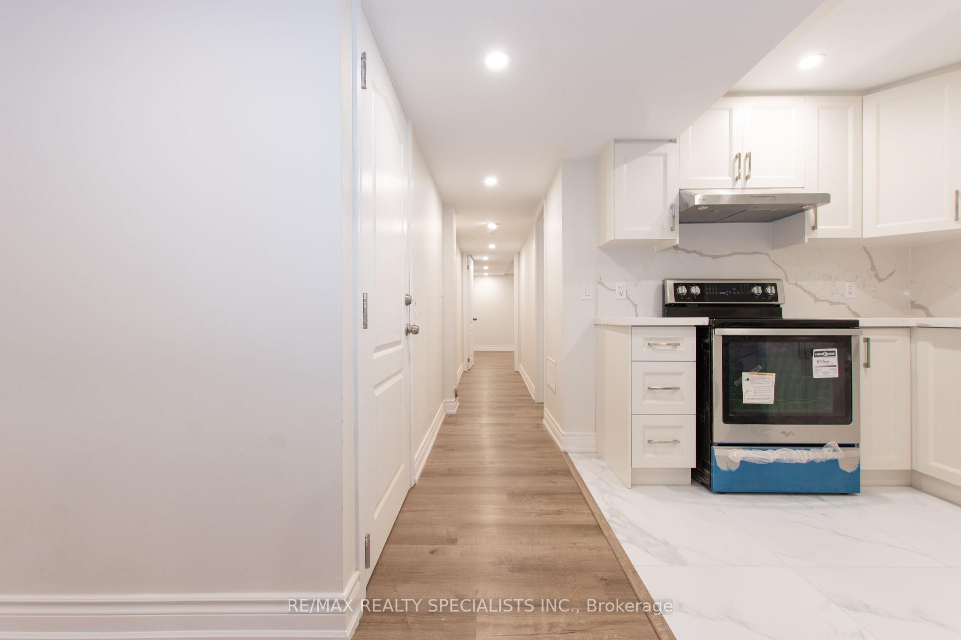 Photo 10 of Unit Bsmt, 1563 Doran Crescent, Milton, Ford — HOMEH